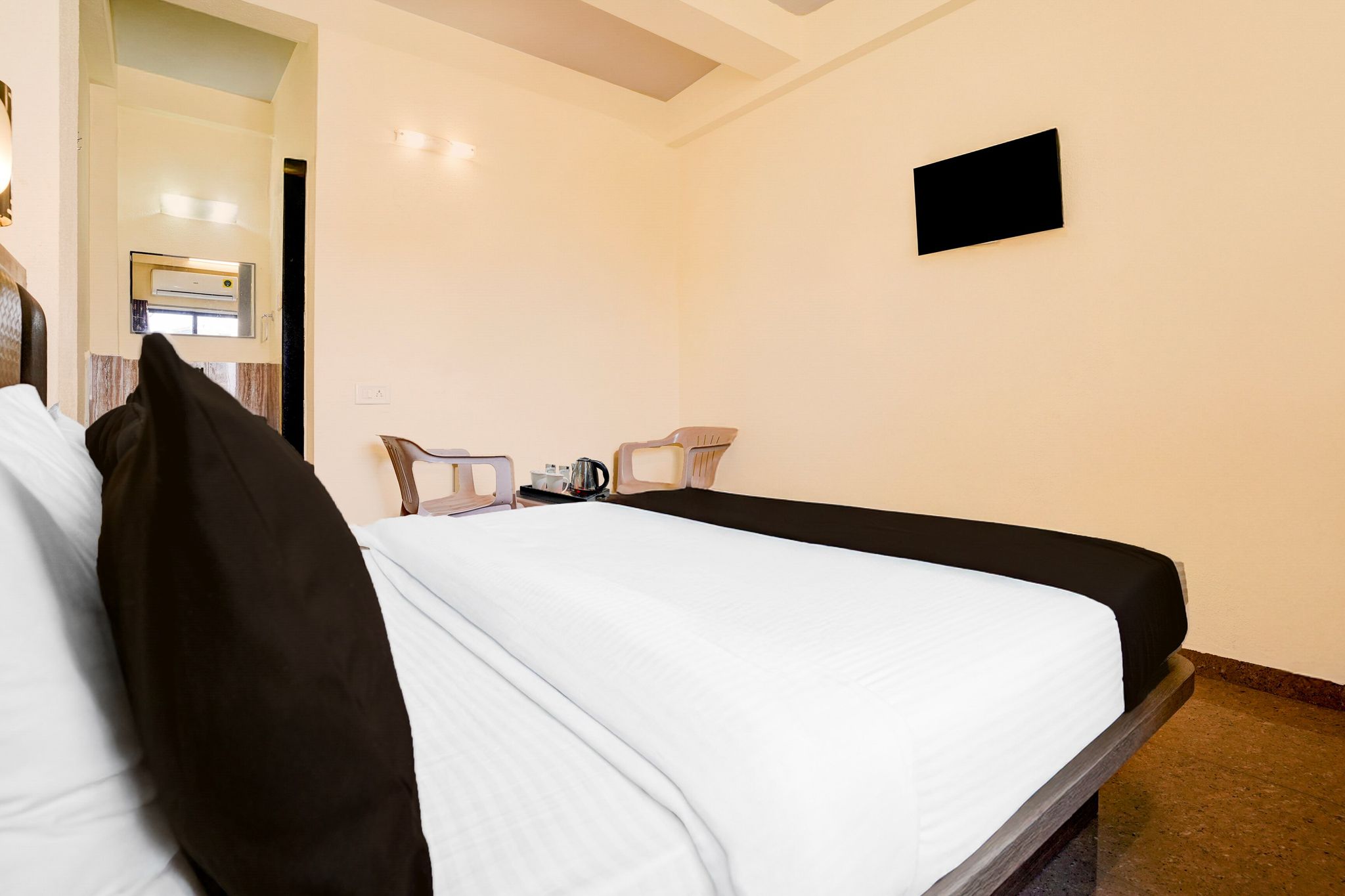 Hotel O Main Market Mahabaleshwar Classic 9