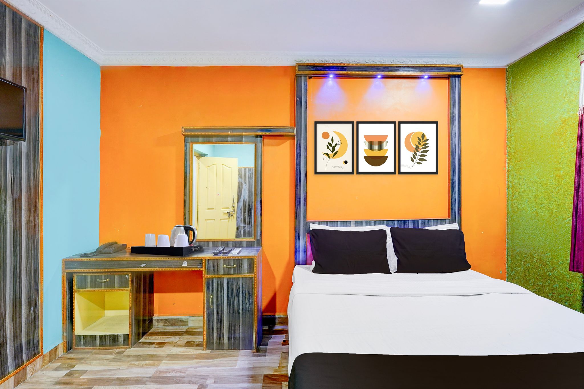 Super Collection O Karnampet Gate Formerly KVS Residency Classic 8