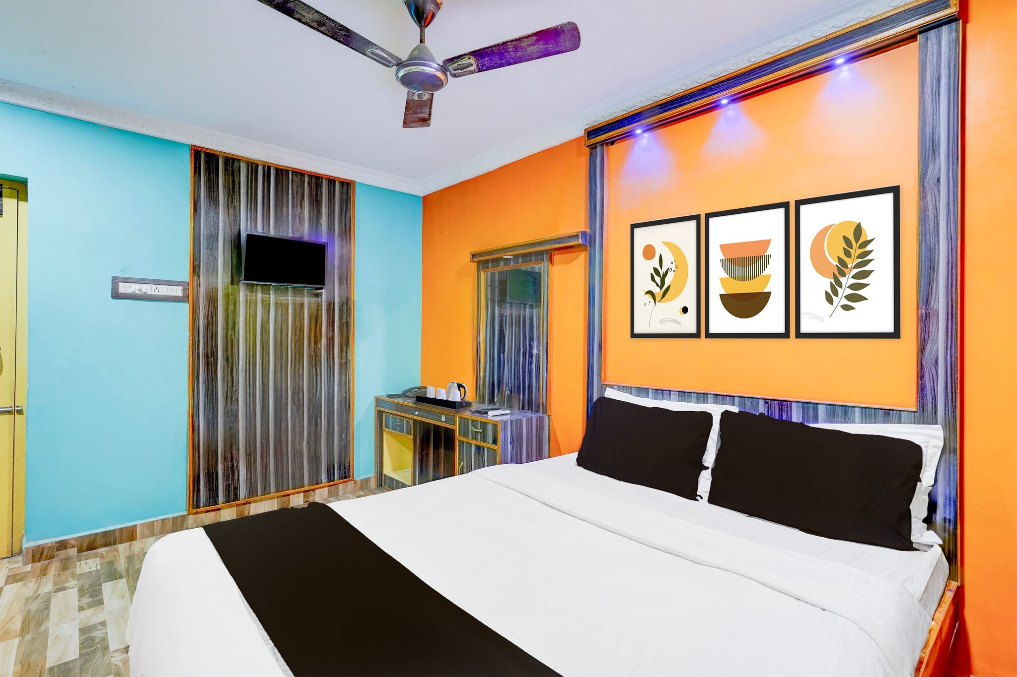 Super Collection O Karnampet Gate Formerly KVS Residency Classic 13