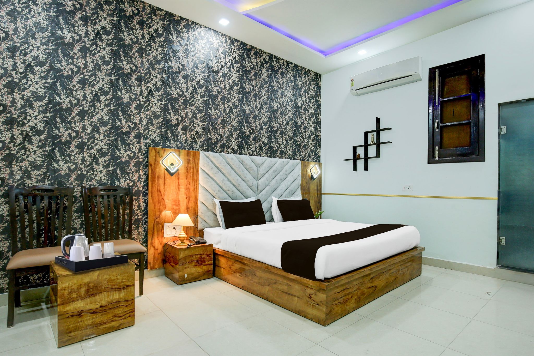 Super Collection O Ishwar Nagar Near Golden Temple Formerly Chahal Residency Deluxe 4