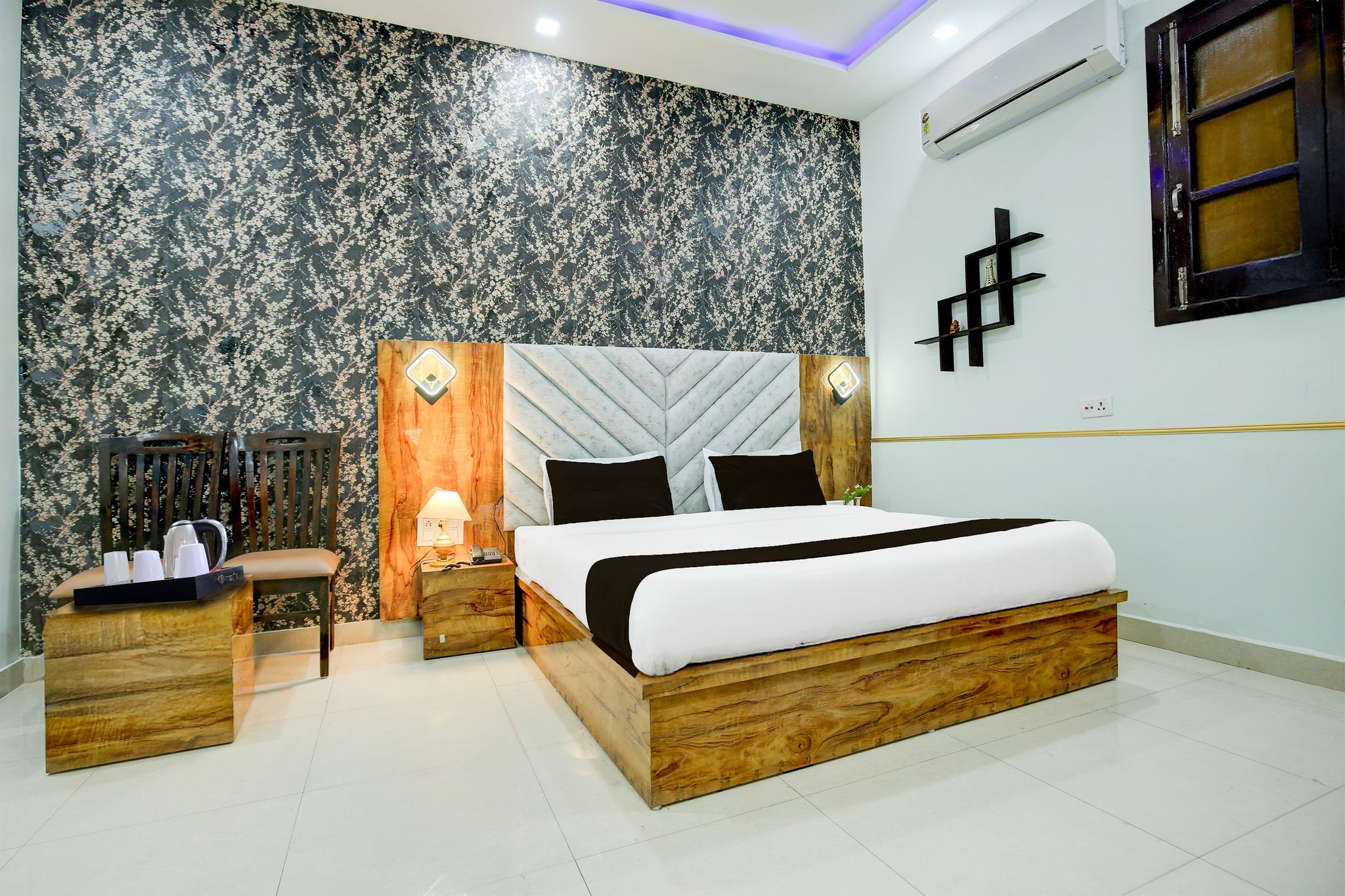 Super Collection O Ishwar Nagar Near Golden Temple Formerly Chahal Residency Deluxe 11