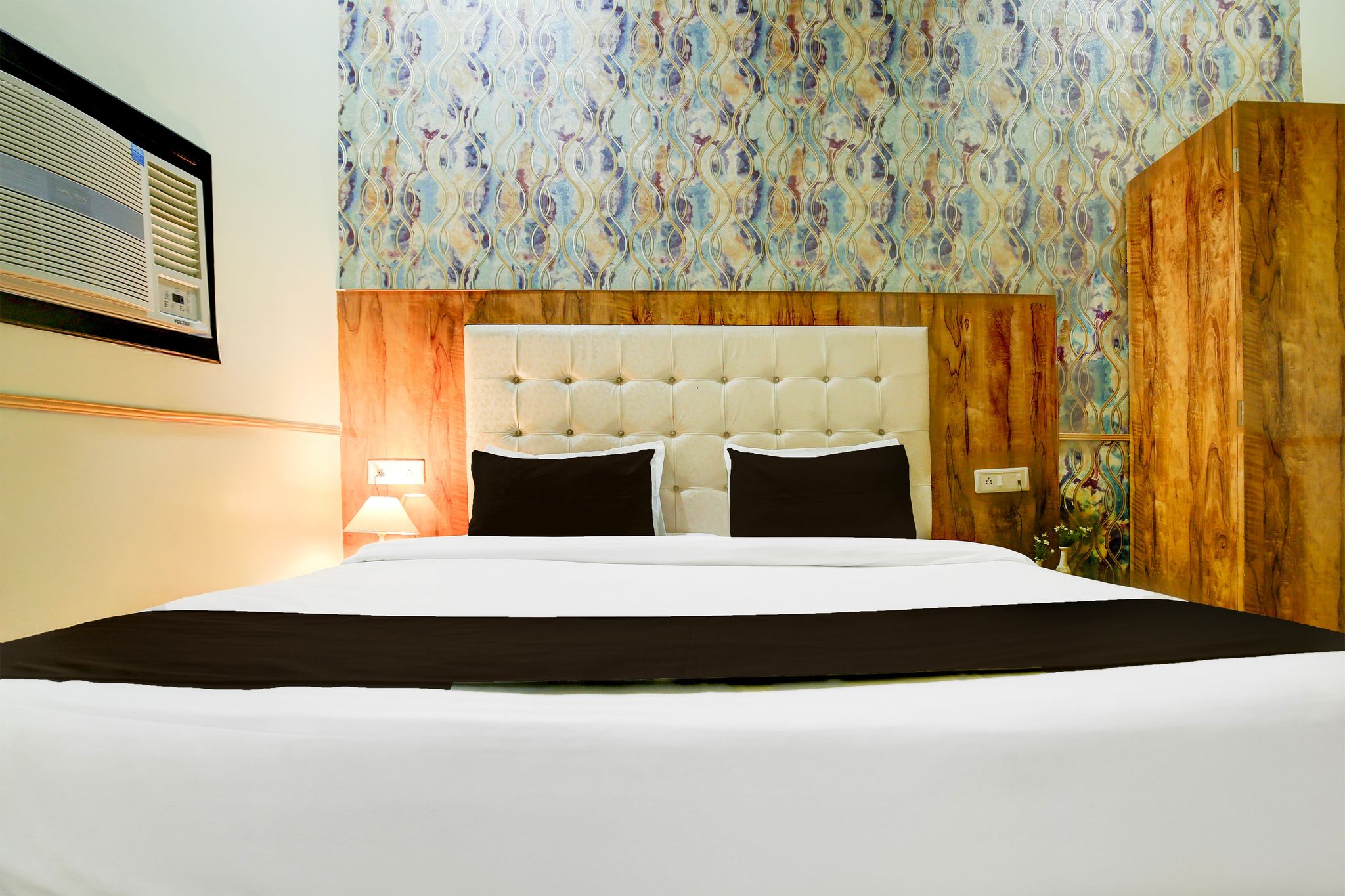 Super Collection O Ishwar Nagar Near Golden Temple Formerly Chahal Residency Deluxe 13