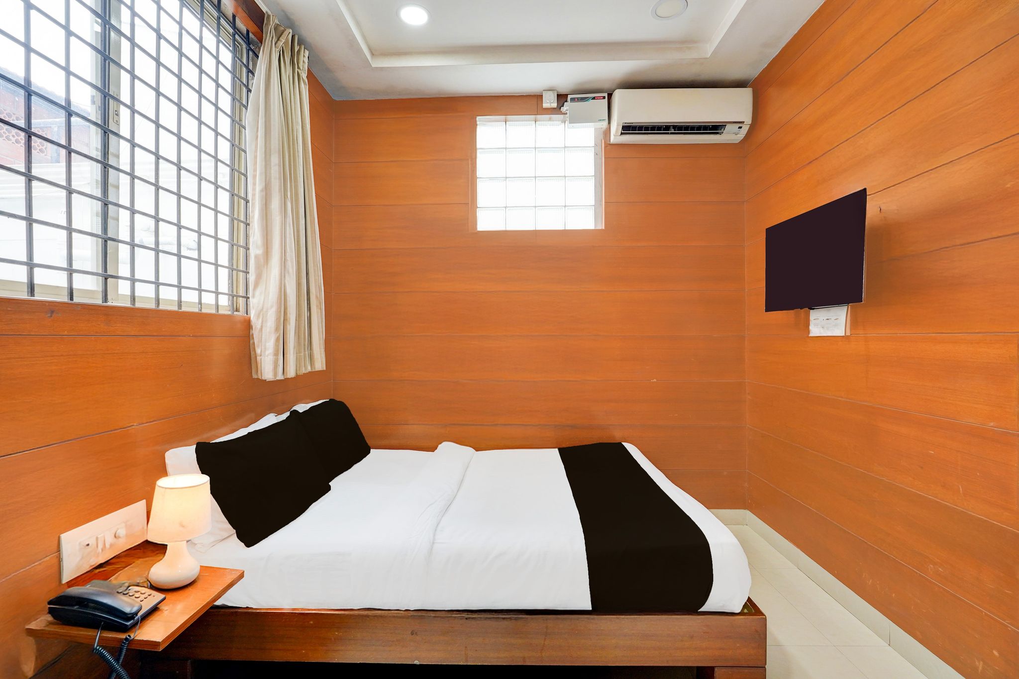 Collection O Kalyan Nagar Bangalore Classic 3