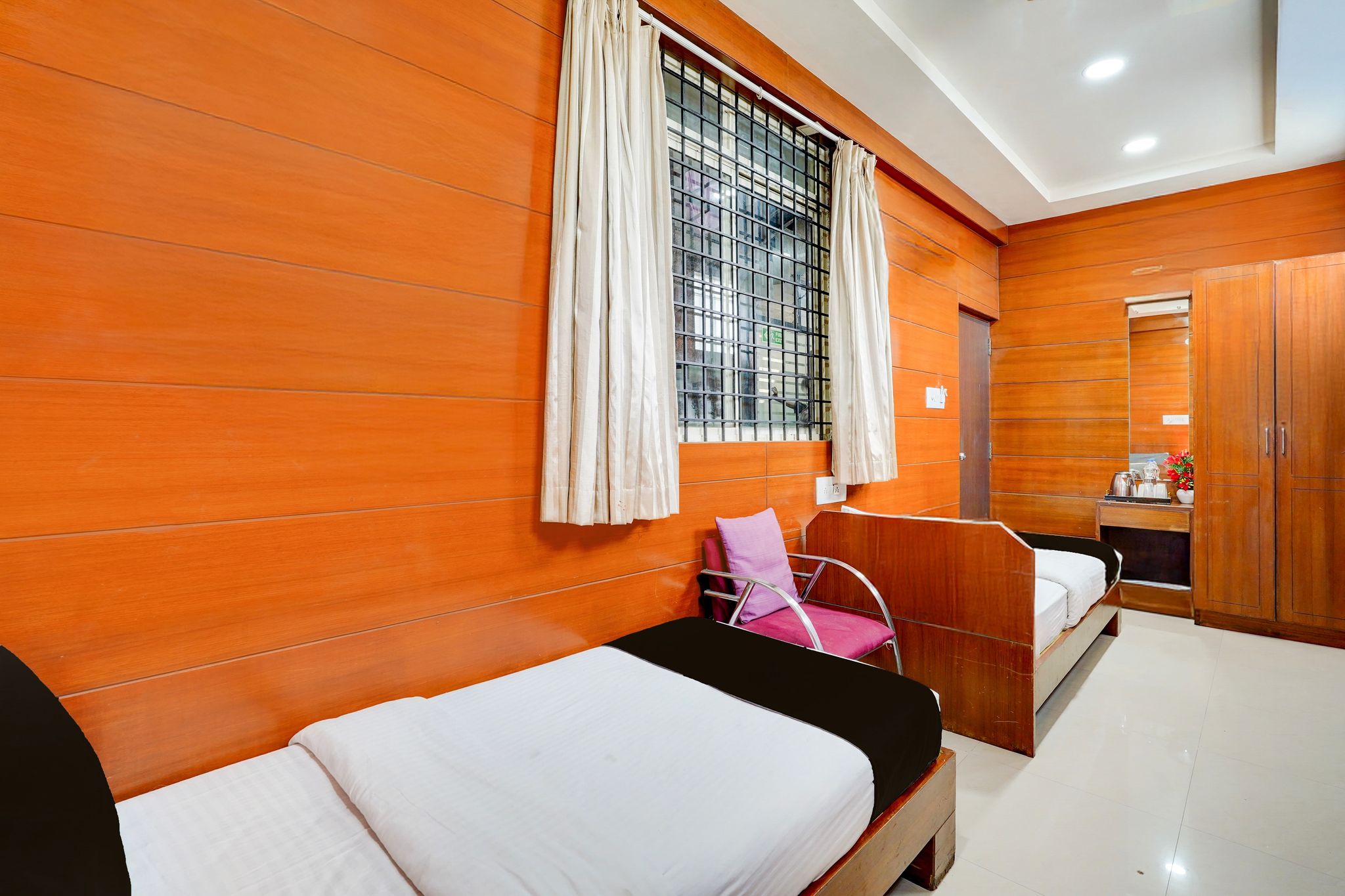 Collection O Kalyan Nagar Bangalore Classic 4