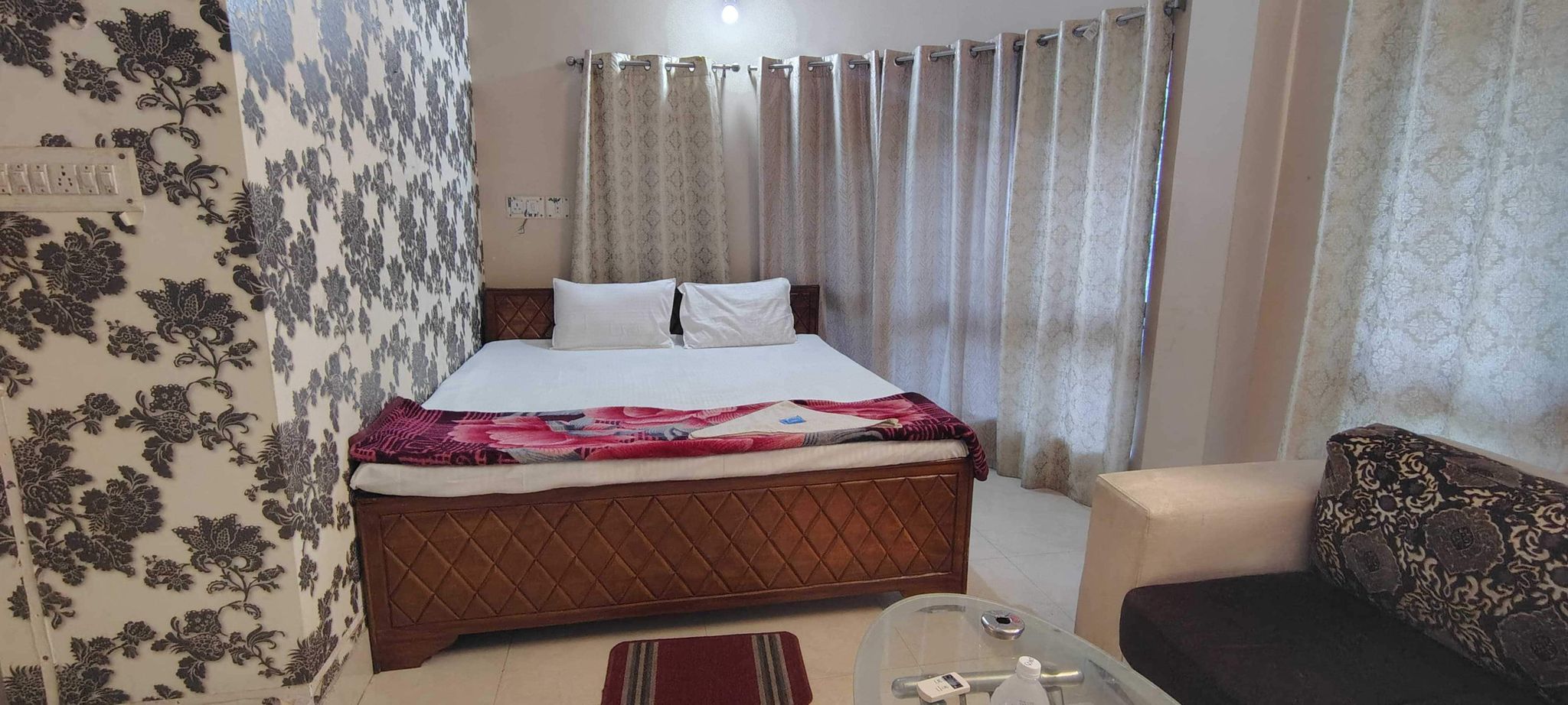 Super Townhouse AIIMS Kolkata Formerly Tanish Inn Classic 9