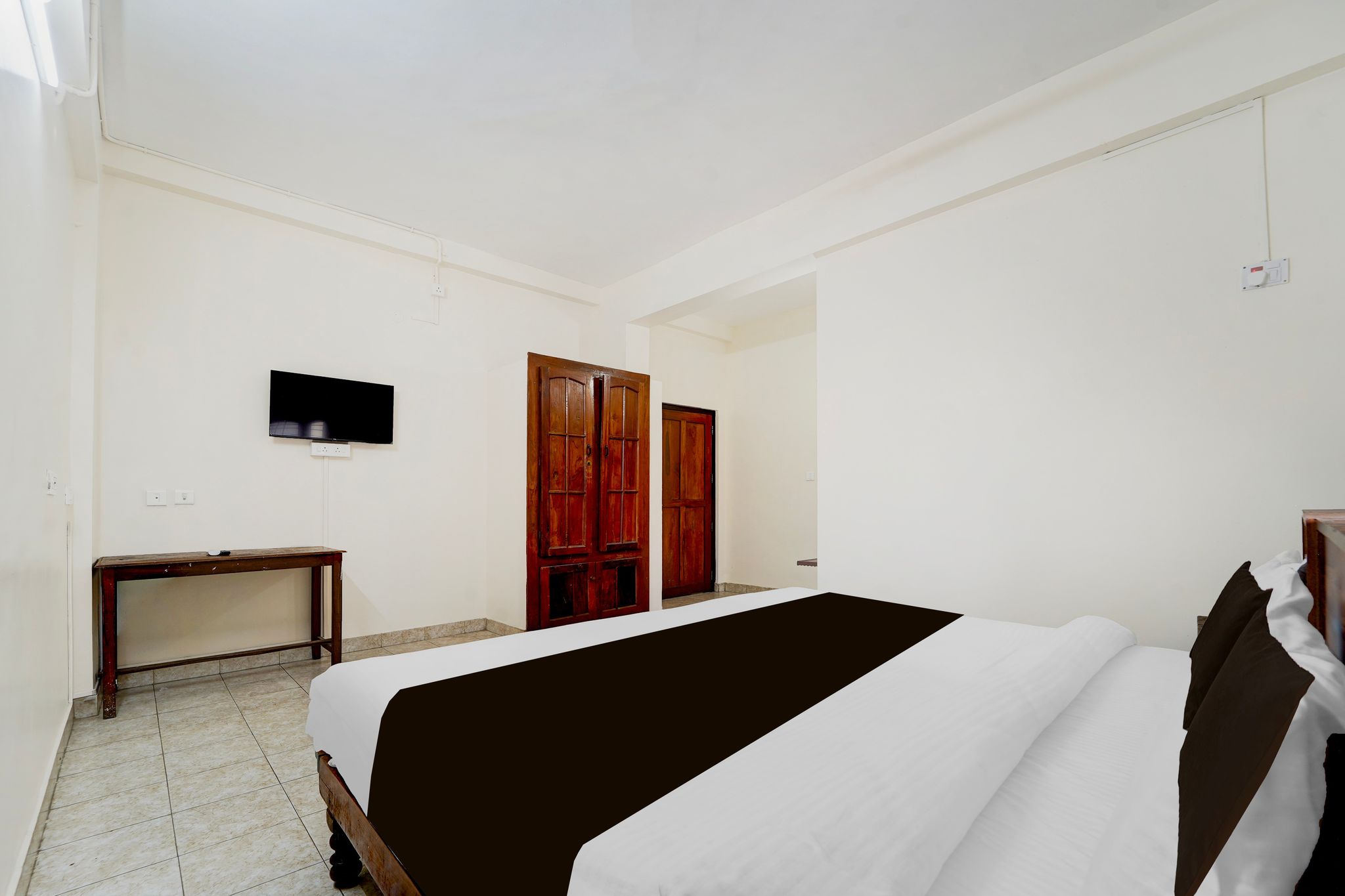 Super Hotel O Pathanamthitta Near Mahatma Gandhi Statue Classic 3