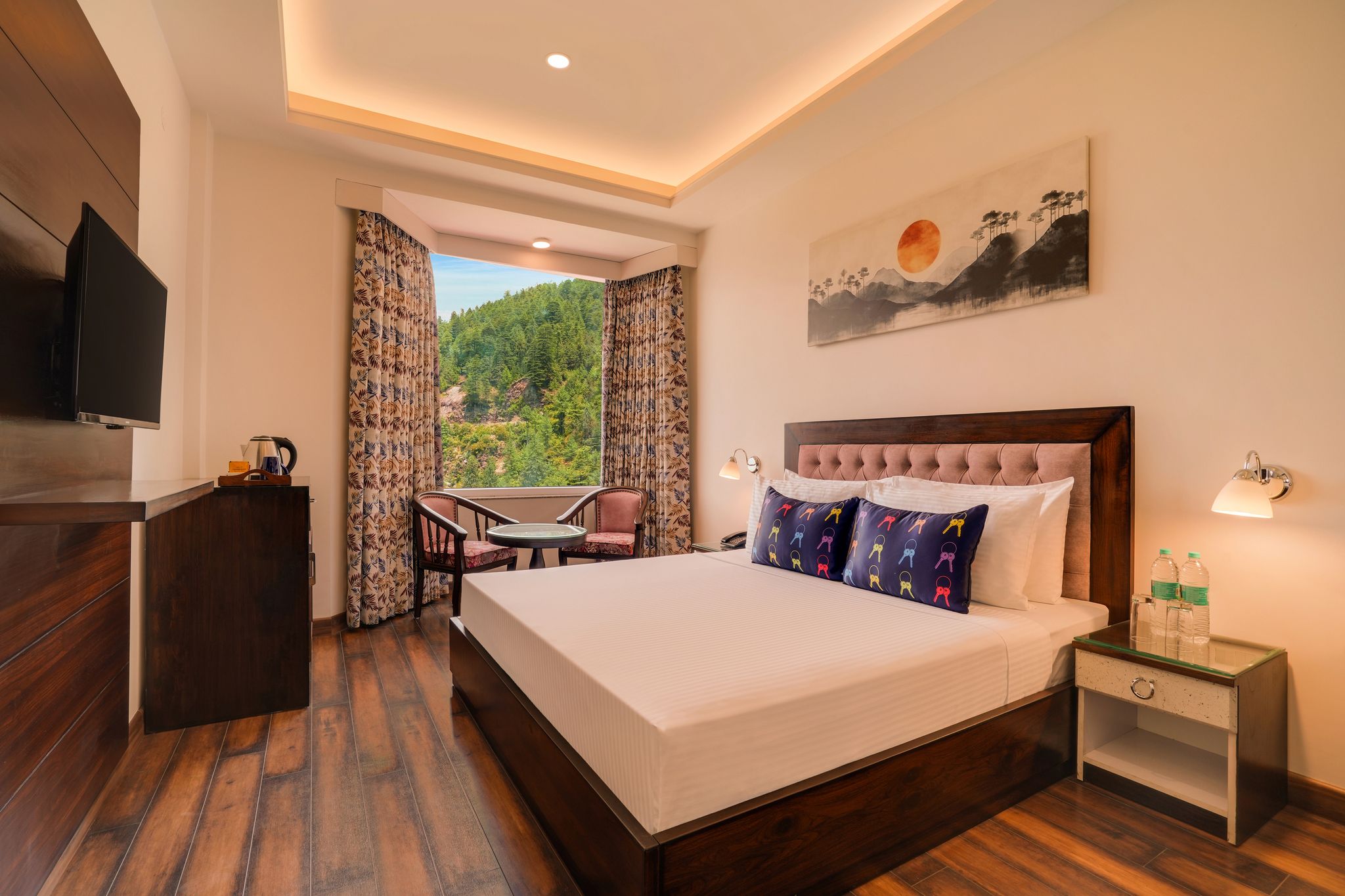 Standard Double Room with Mountain View
