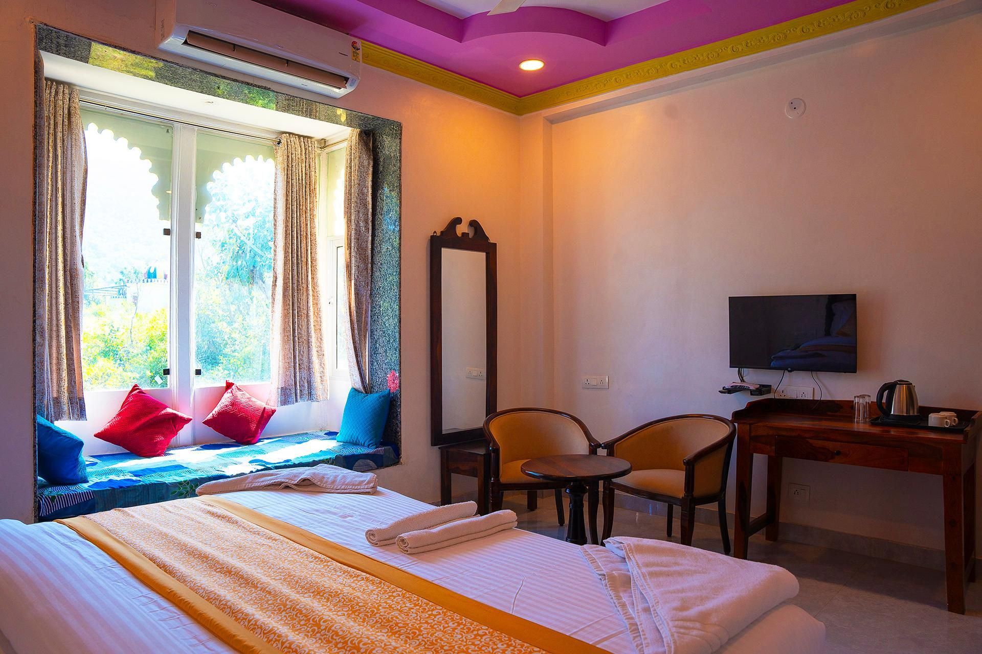 Superior Mountain View