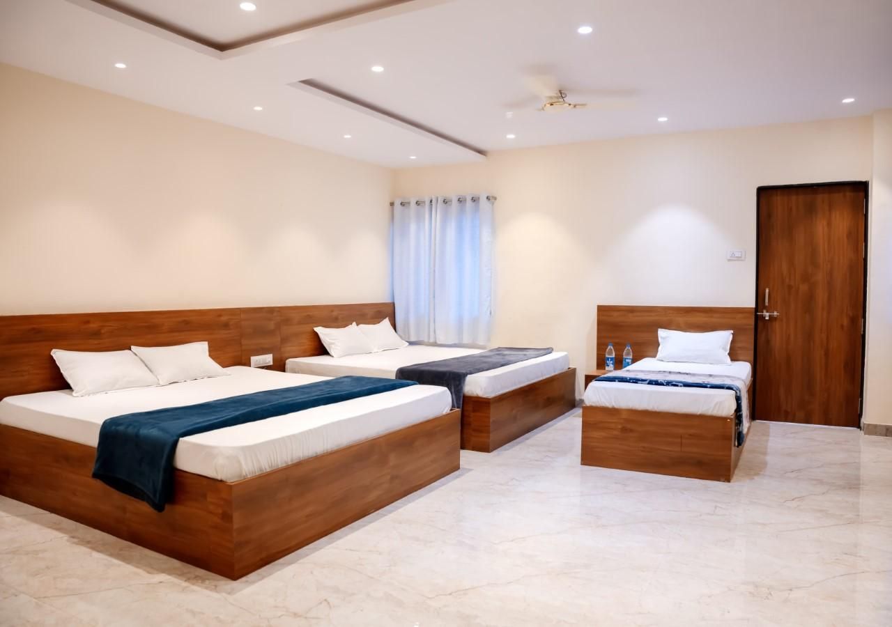 5 Bed - Non-AC Room