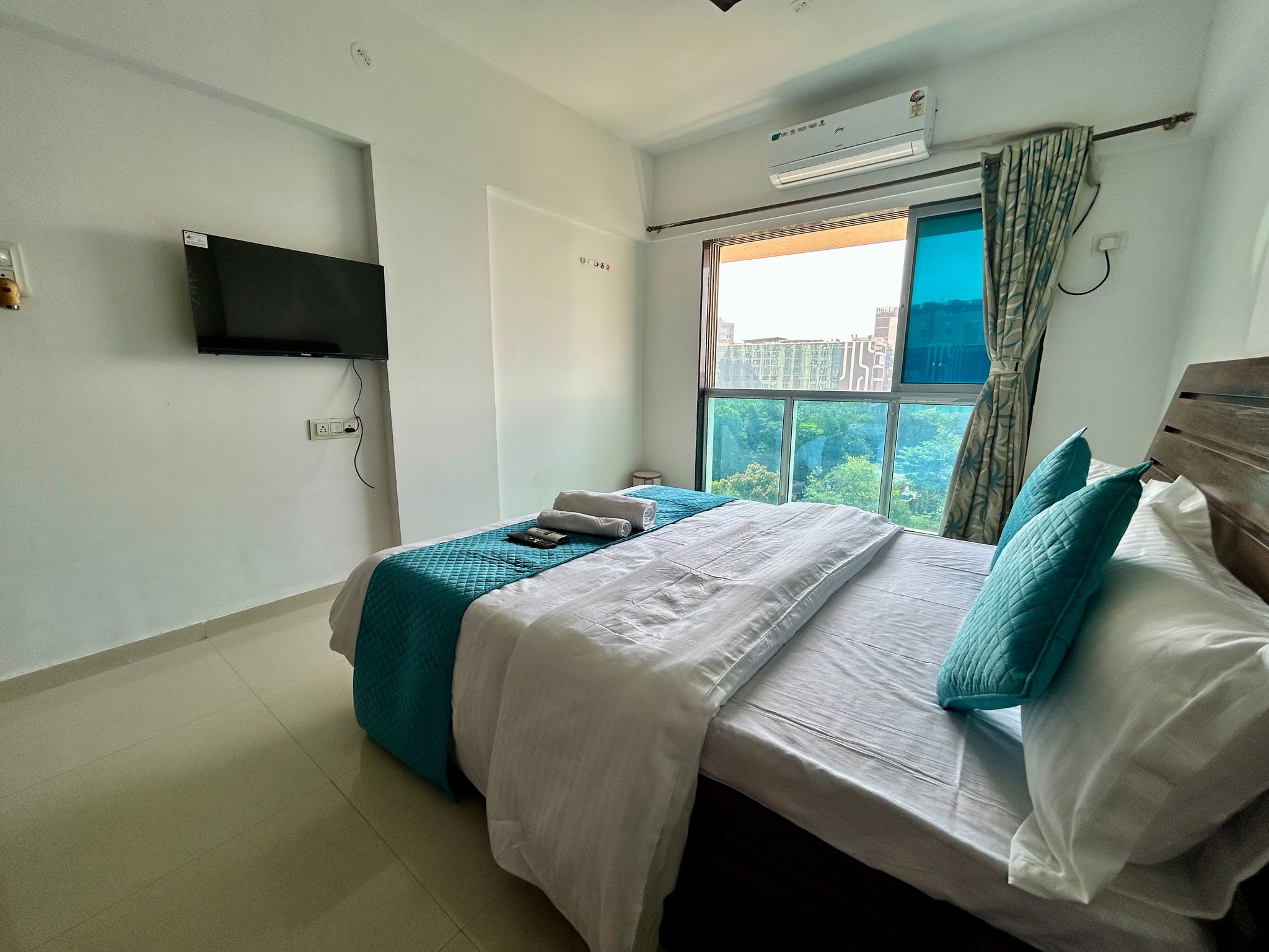 Zenith Homes - Boomerang Suites Double Room with Private External Bathroom 3