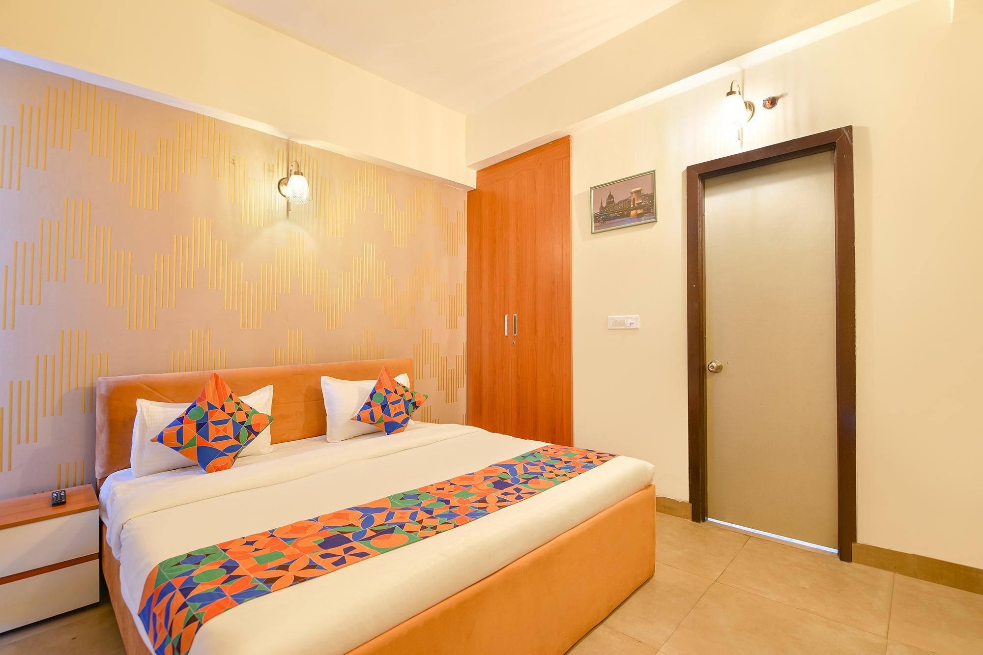 FabHotel Spectrum Metro, Sector 74 Premium Room