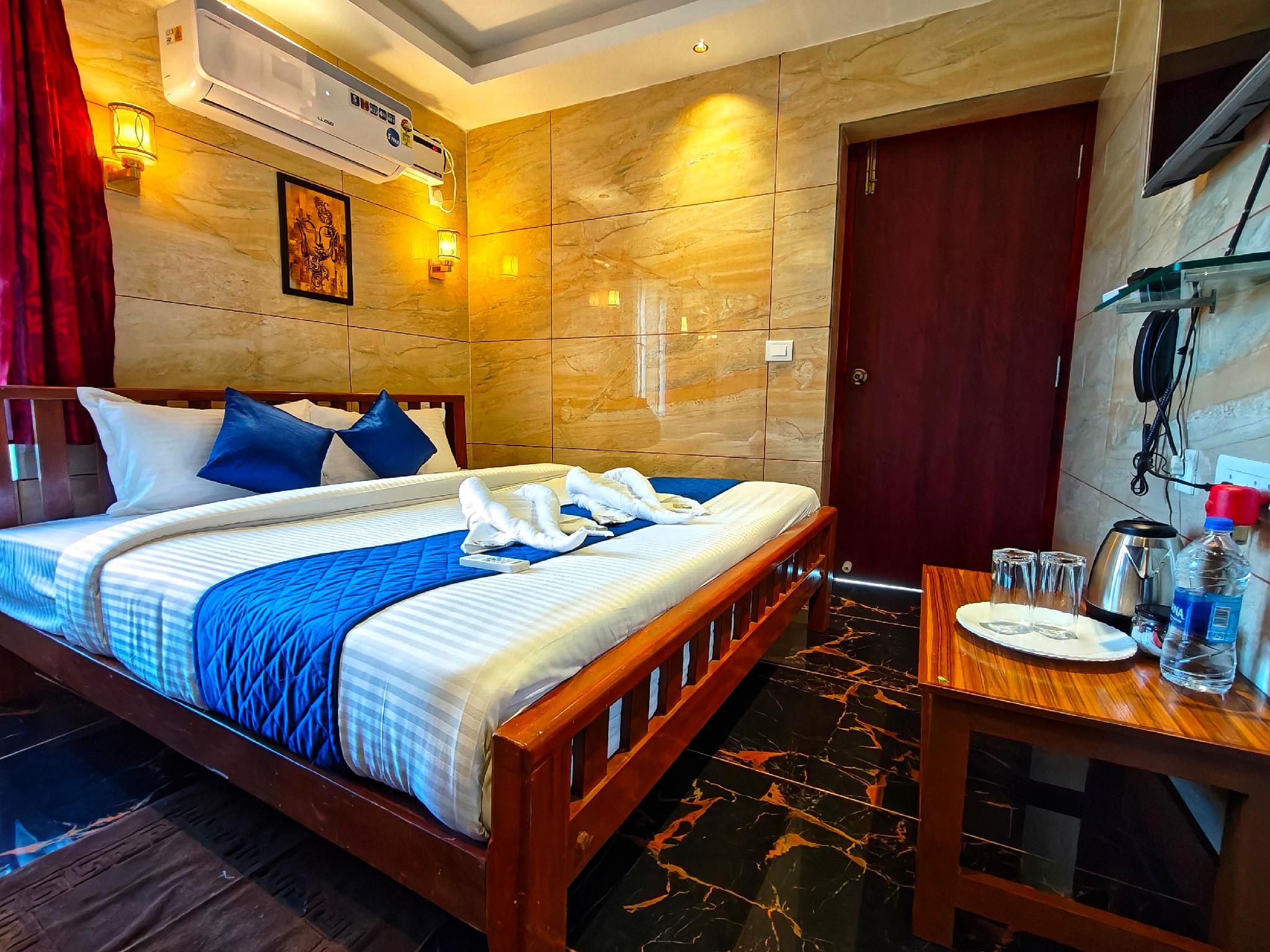 King Room with Balcony