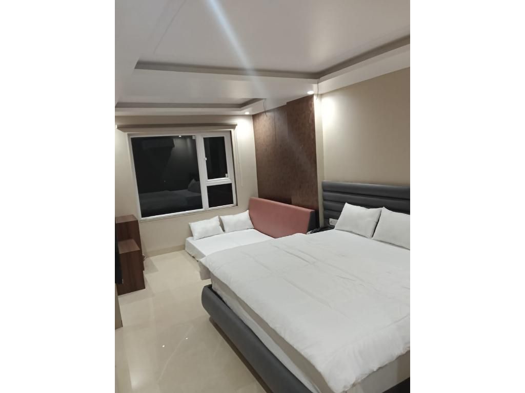 Four Beds Room Suite 