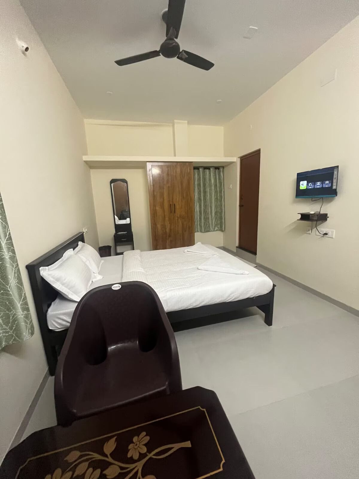 SUBAM RESIDENCY  1 Bedroom Deluxe 4