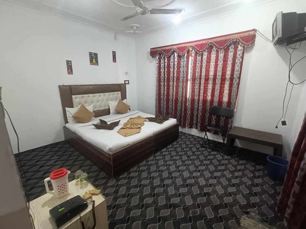 Deluxe Queen Room with Two Queen Beds