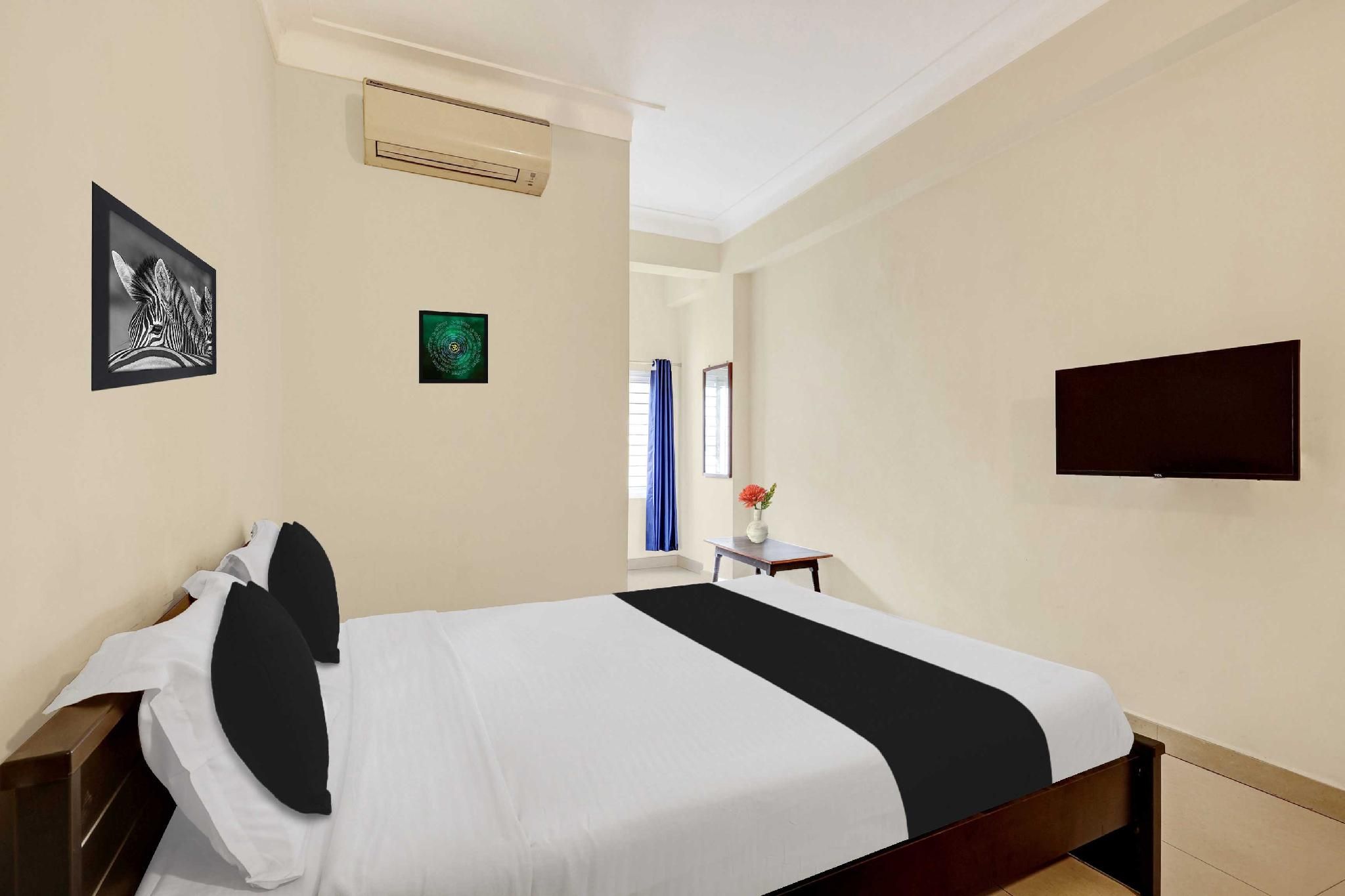 Hotel O Jagadamba Junction Classic Double or Twin