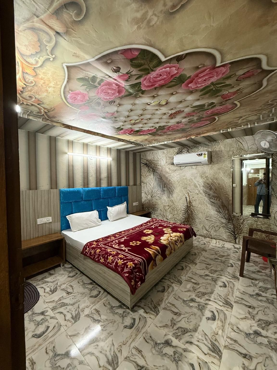 TEJAS HOMESTAY JUST 2 MINUTES from GOLDEN TEMPLE Deluxe Double or Twin