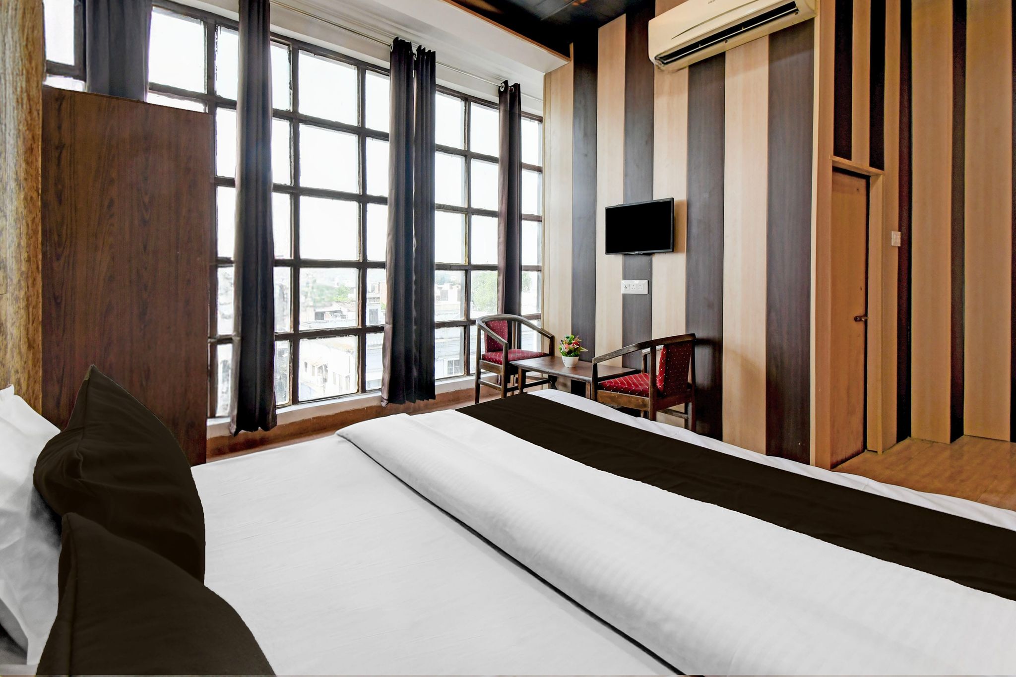 Super HOTEL O TRIVENI Classic 3