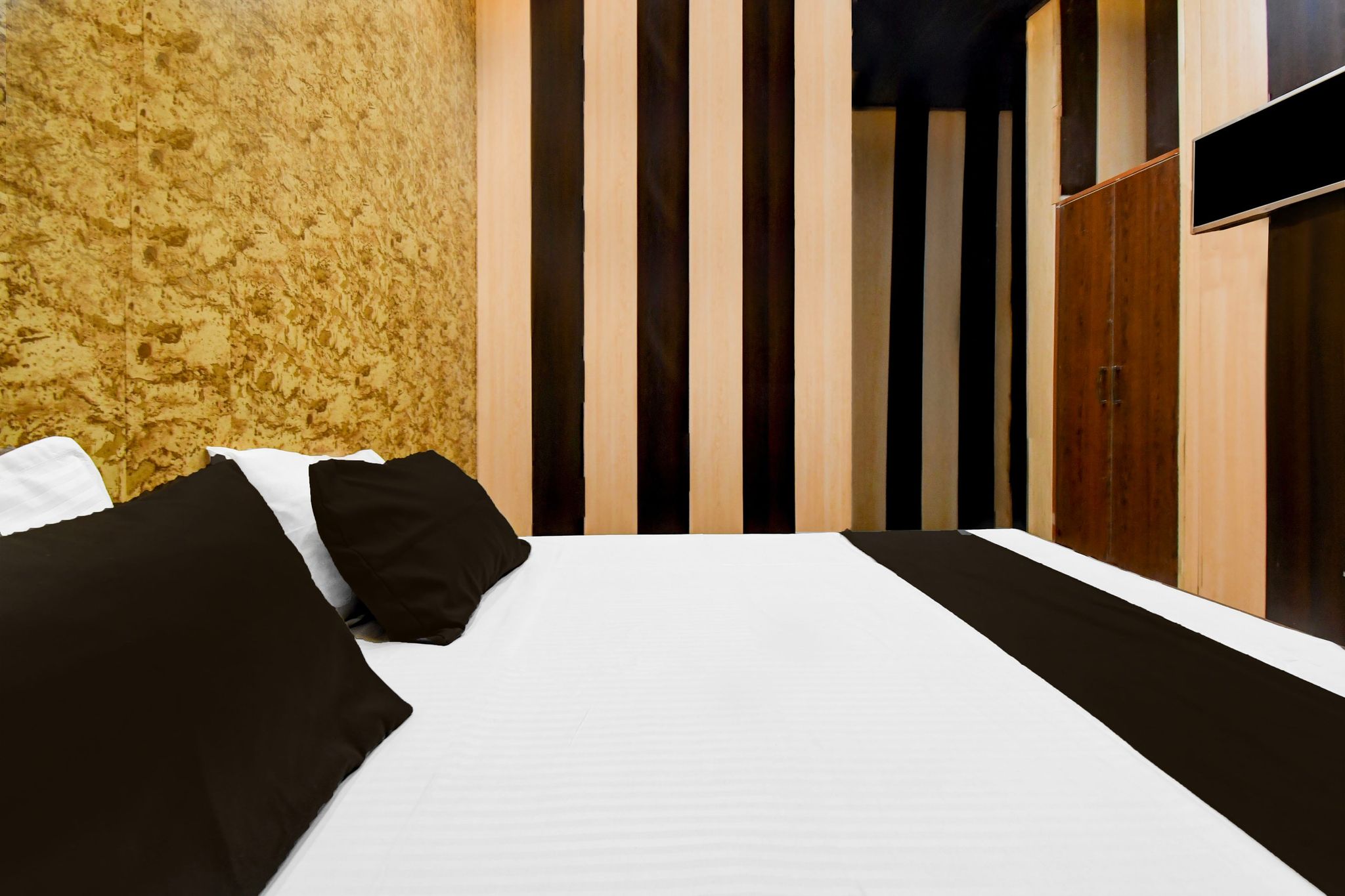 Super HOTEL O TRIVENI Classic 13