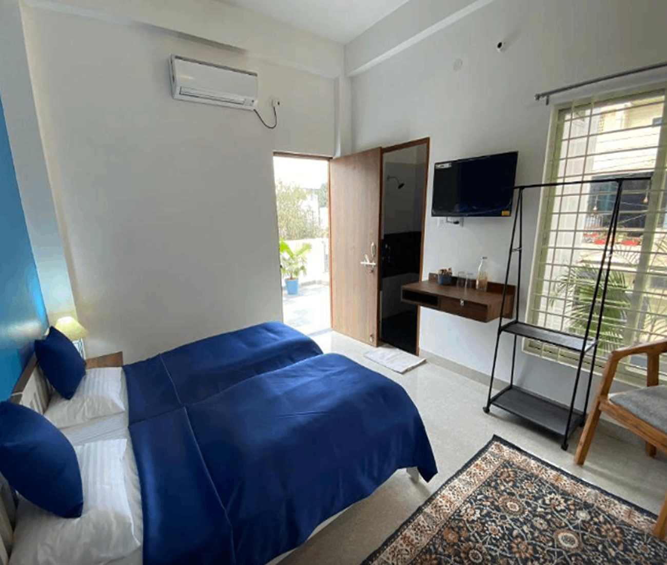 Double or Twin Room with Terrace