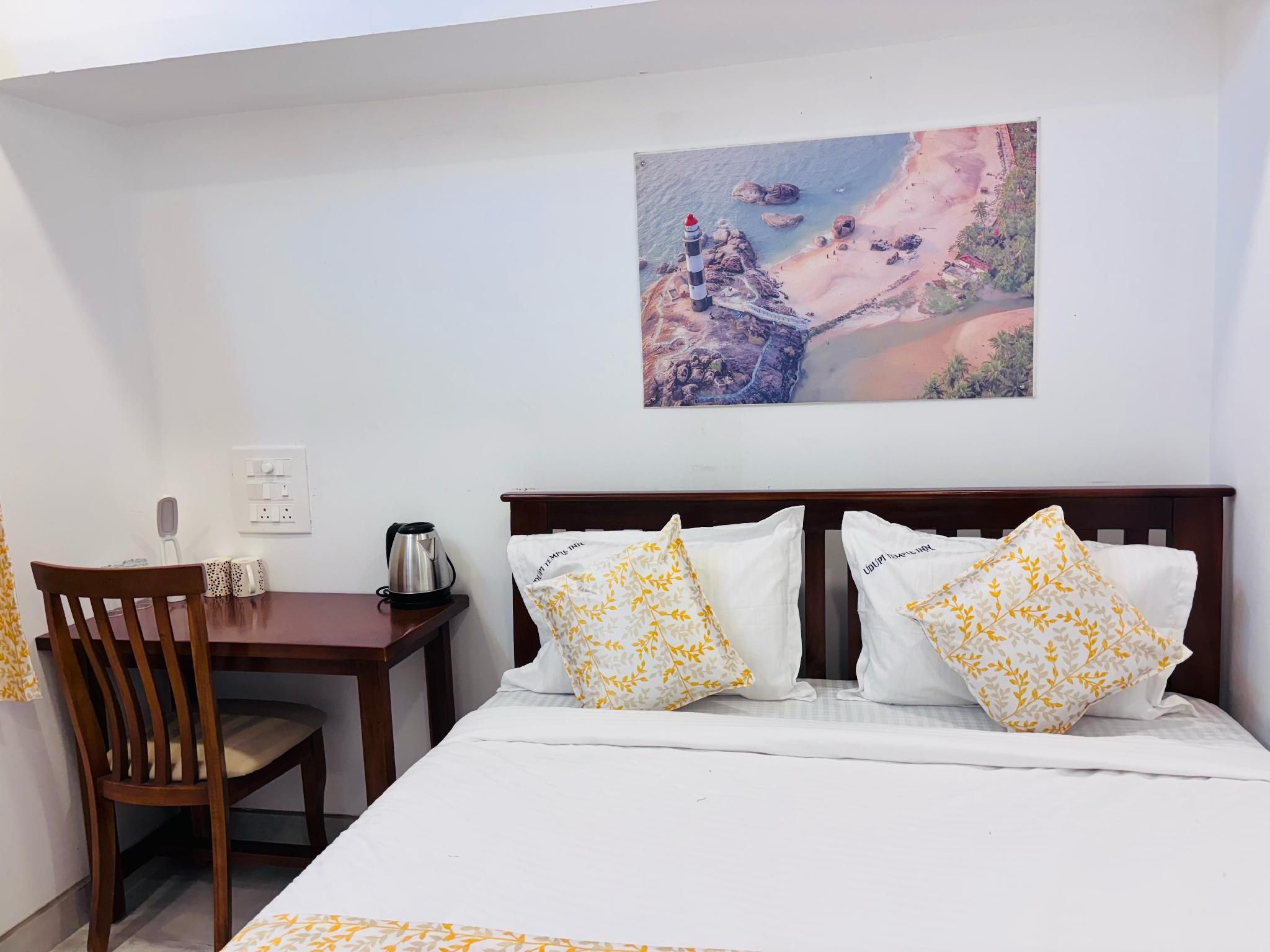 Udupi Temple Inn Superior Double 3