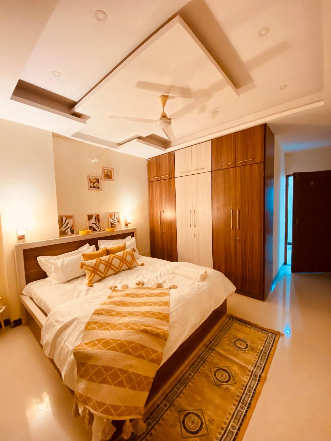 Gulabi Meadows Apartmemt