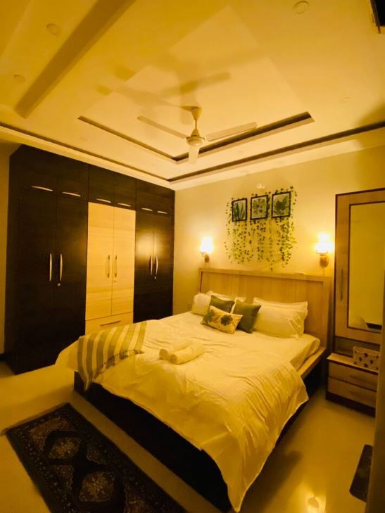 Gulabi Meadows Apartmemt