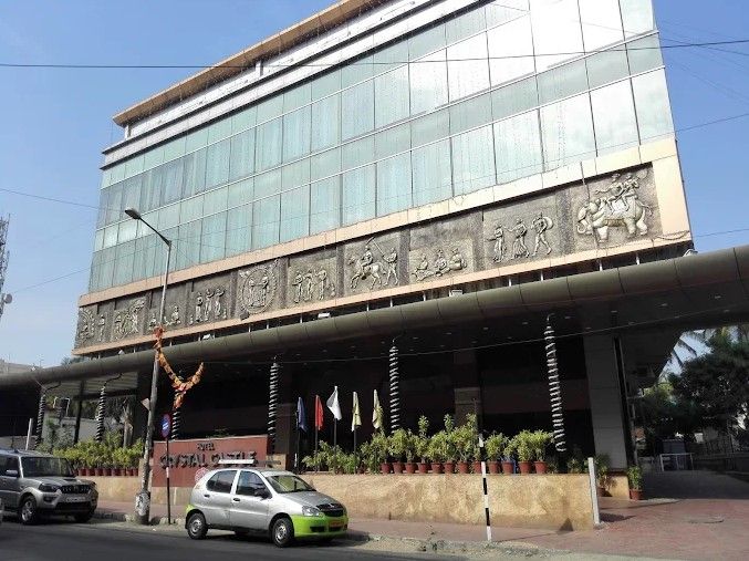 Hotel Crystal Castle