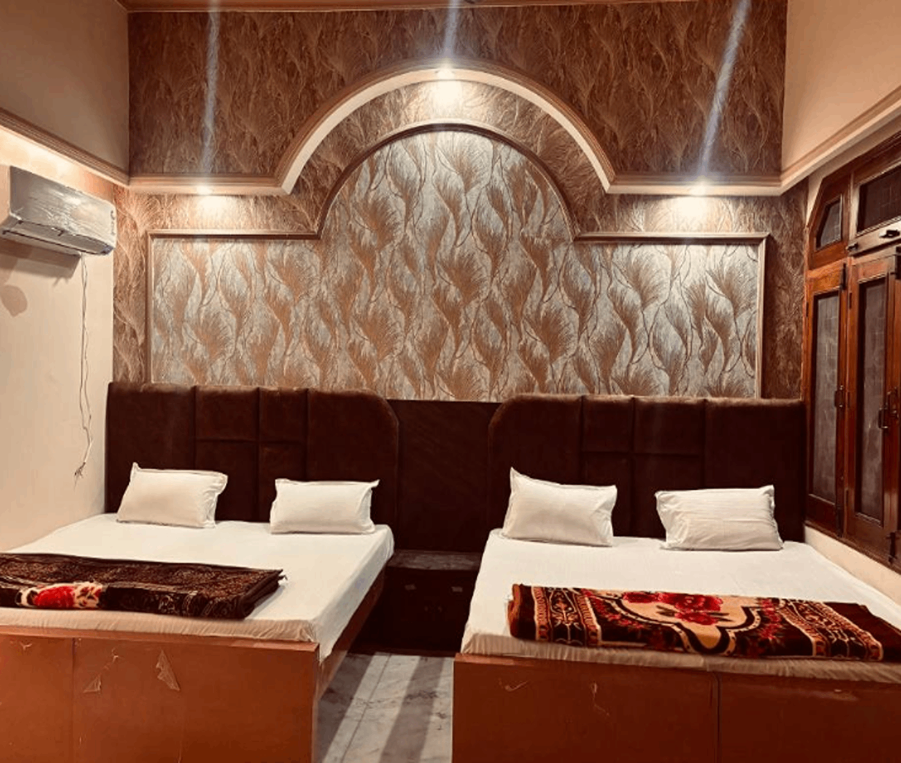 Deluxe Quadruple Room