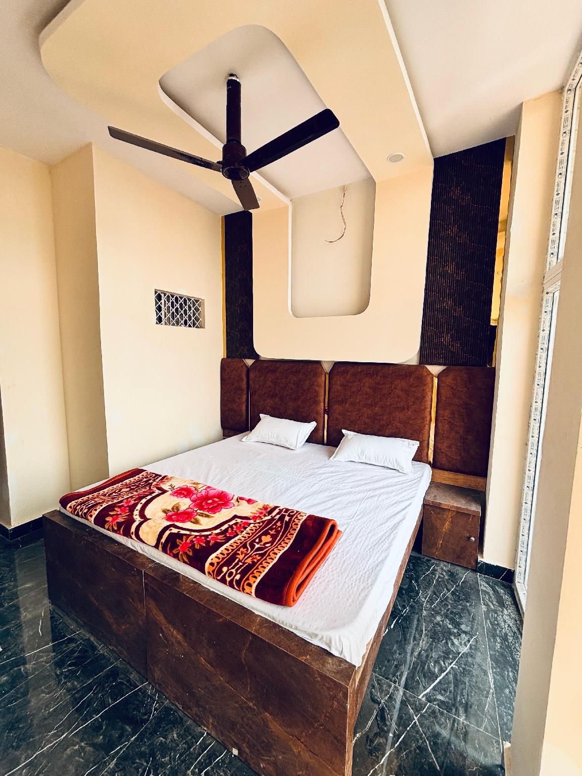 Deluxe Double Room with Balcony