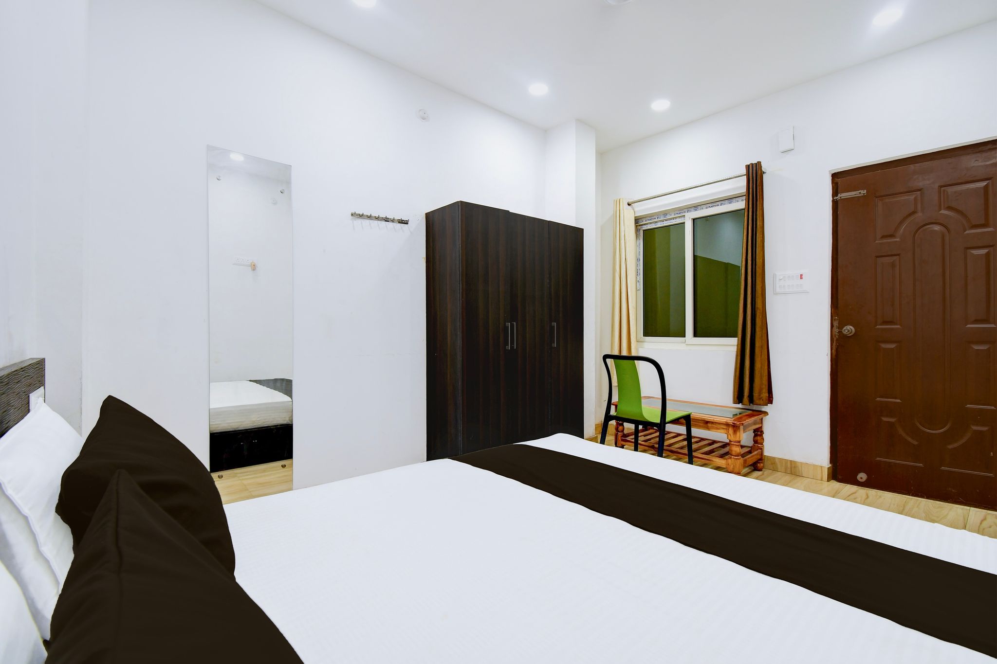 Hotel O Avani's Hotel Classic 7