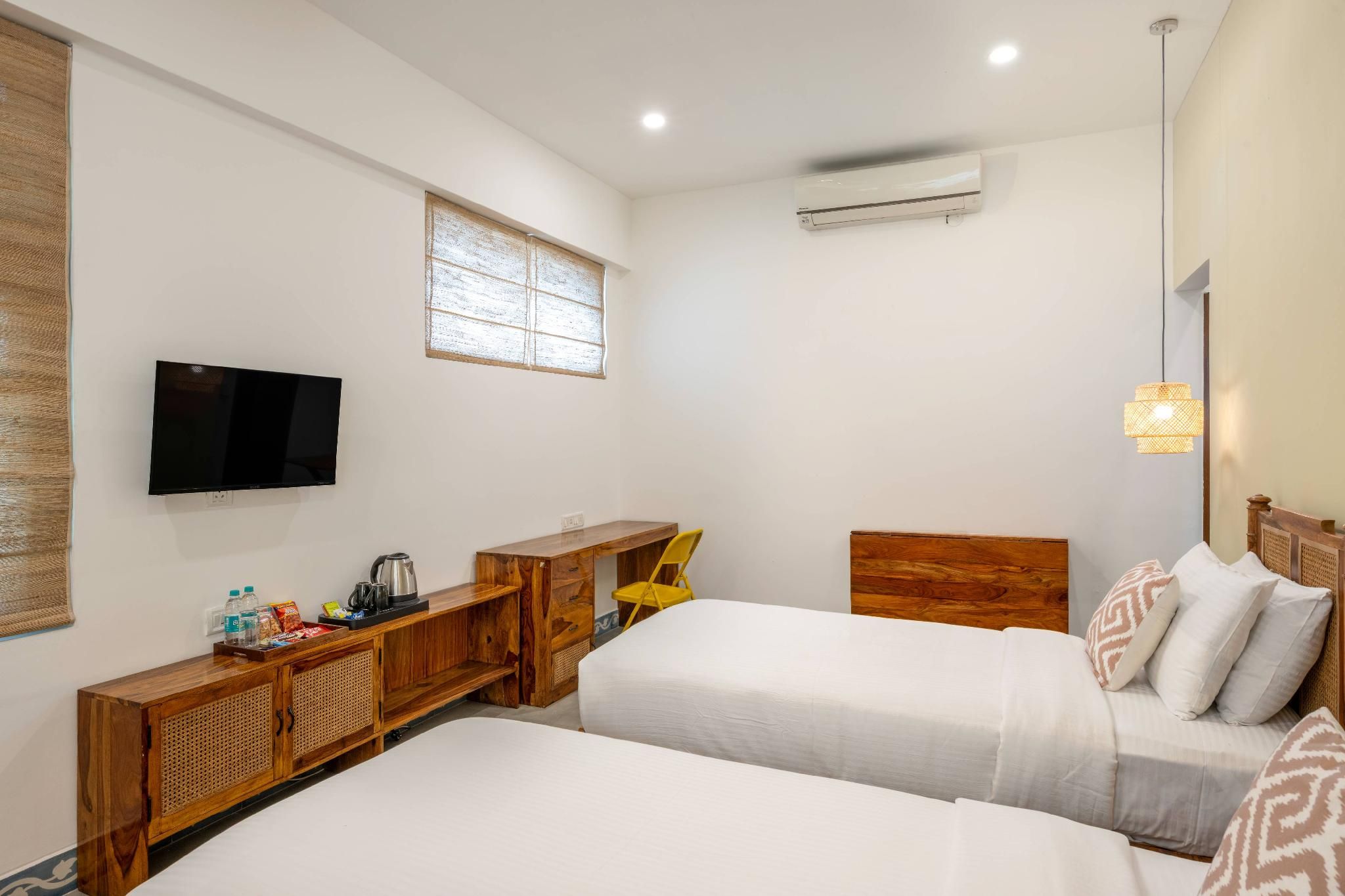 Deluxe Twin Balcony