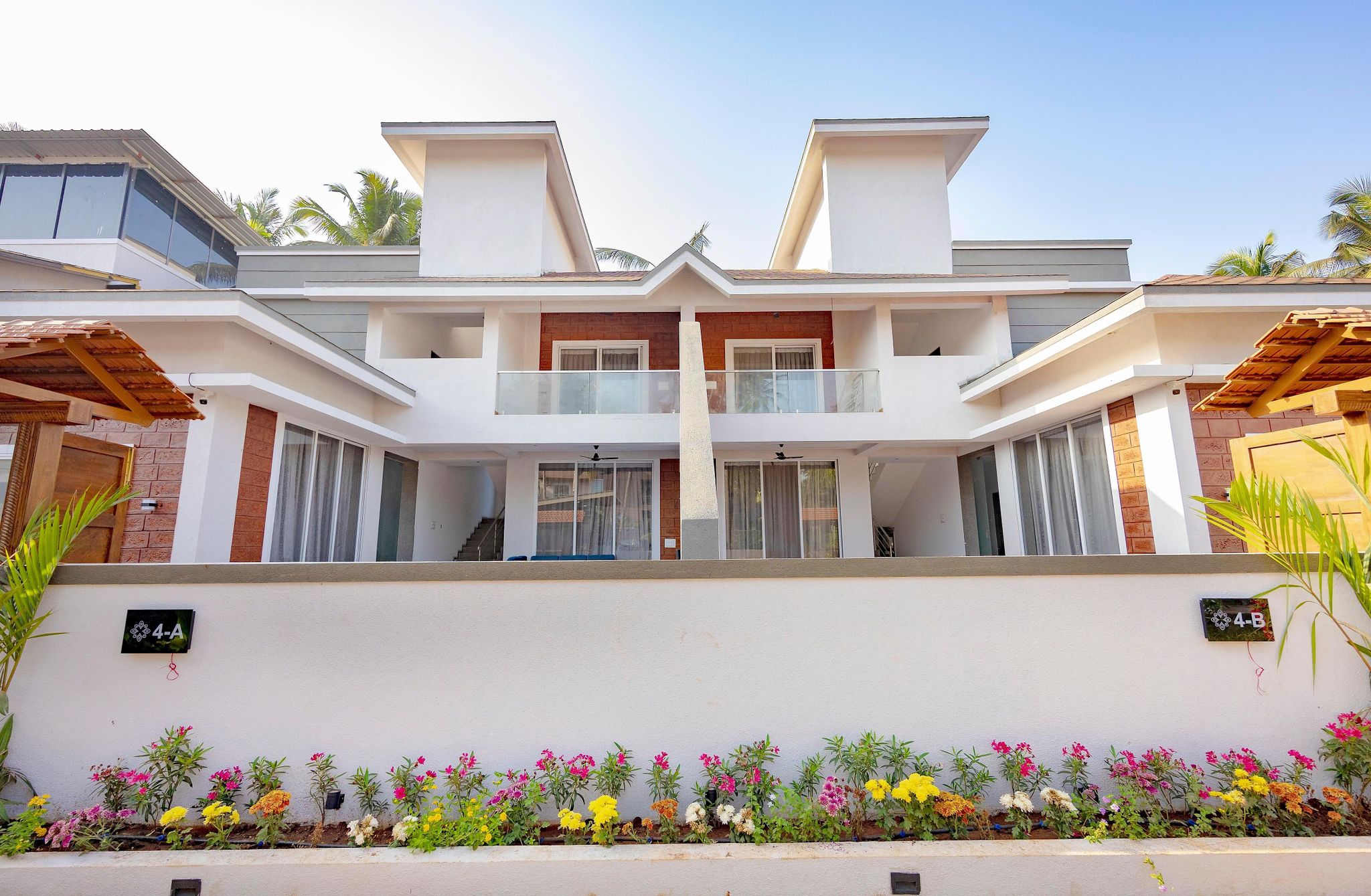 ILIF 2701 Savira Pool Villas & Suites