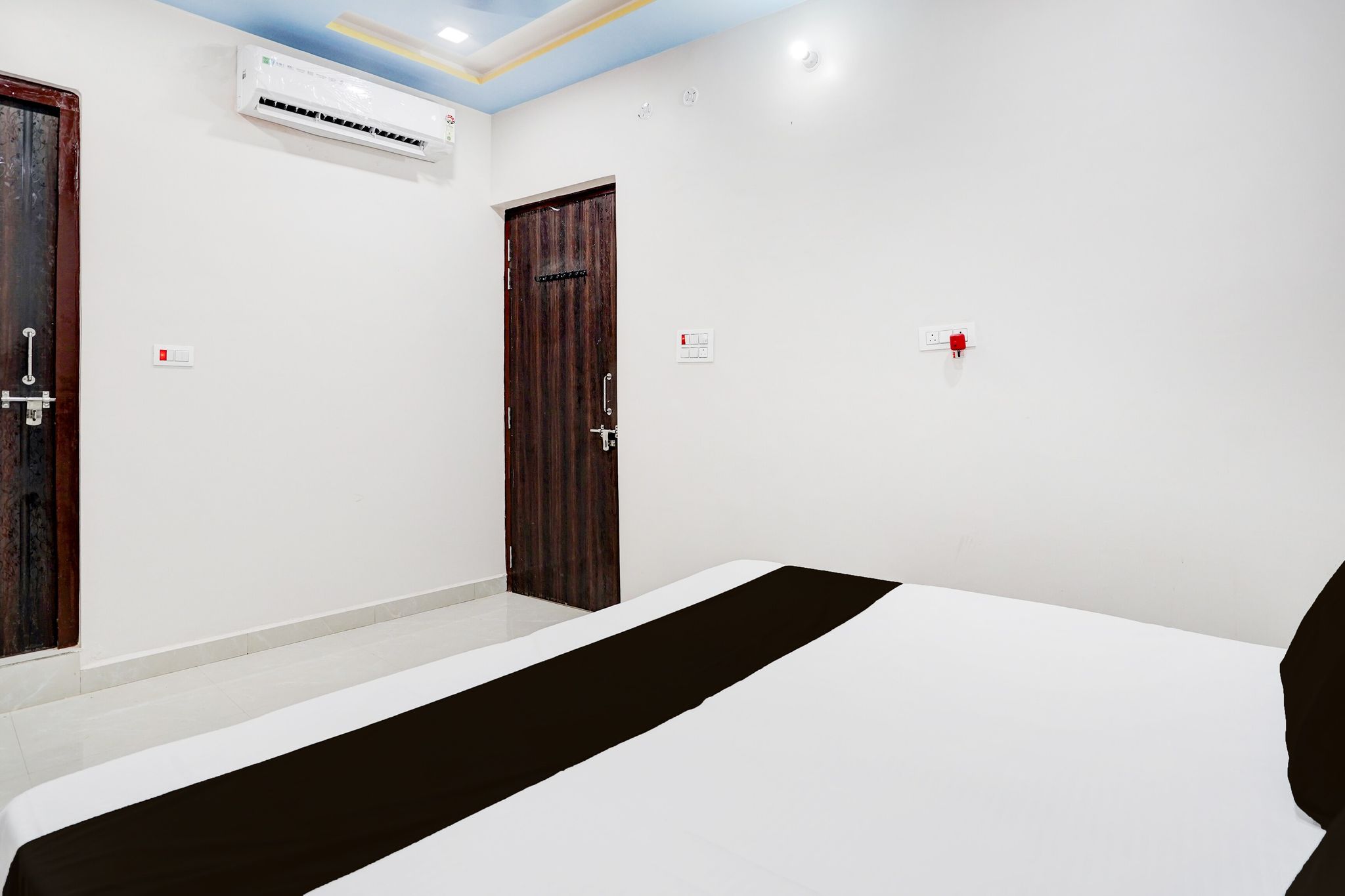 Hotel O by OYO MAYUR Classic 14