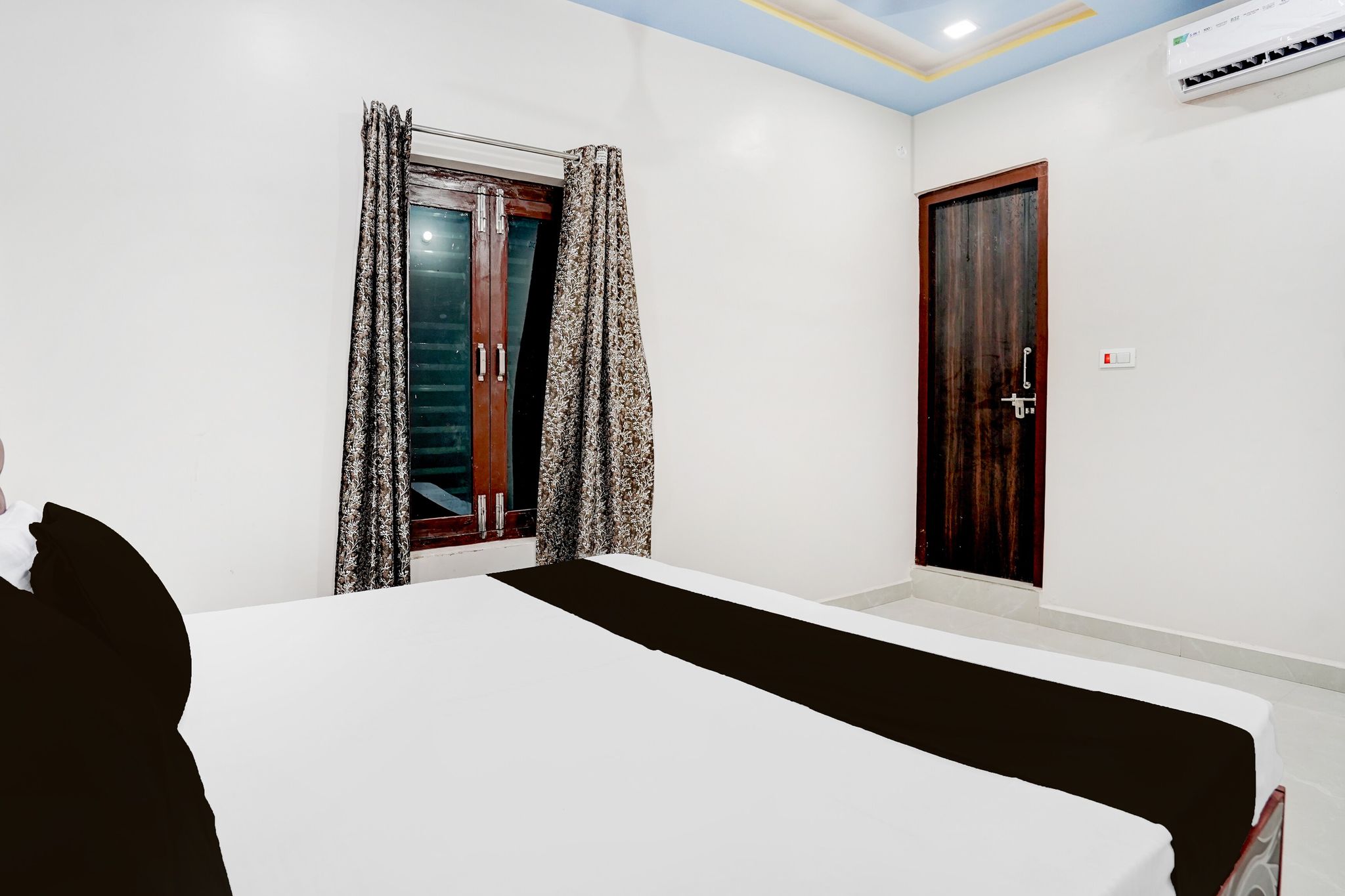 Hotel O by OYO MAYUR Classic 13