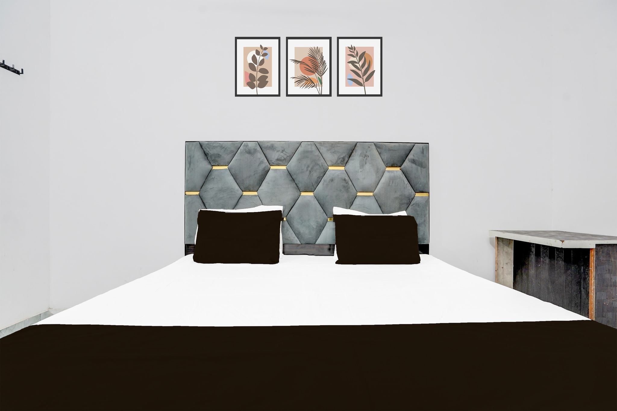 Hotel O by OYO Galaxy Hotel Classic 3