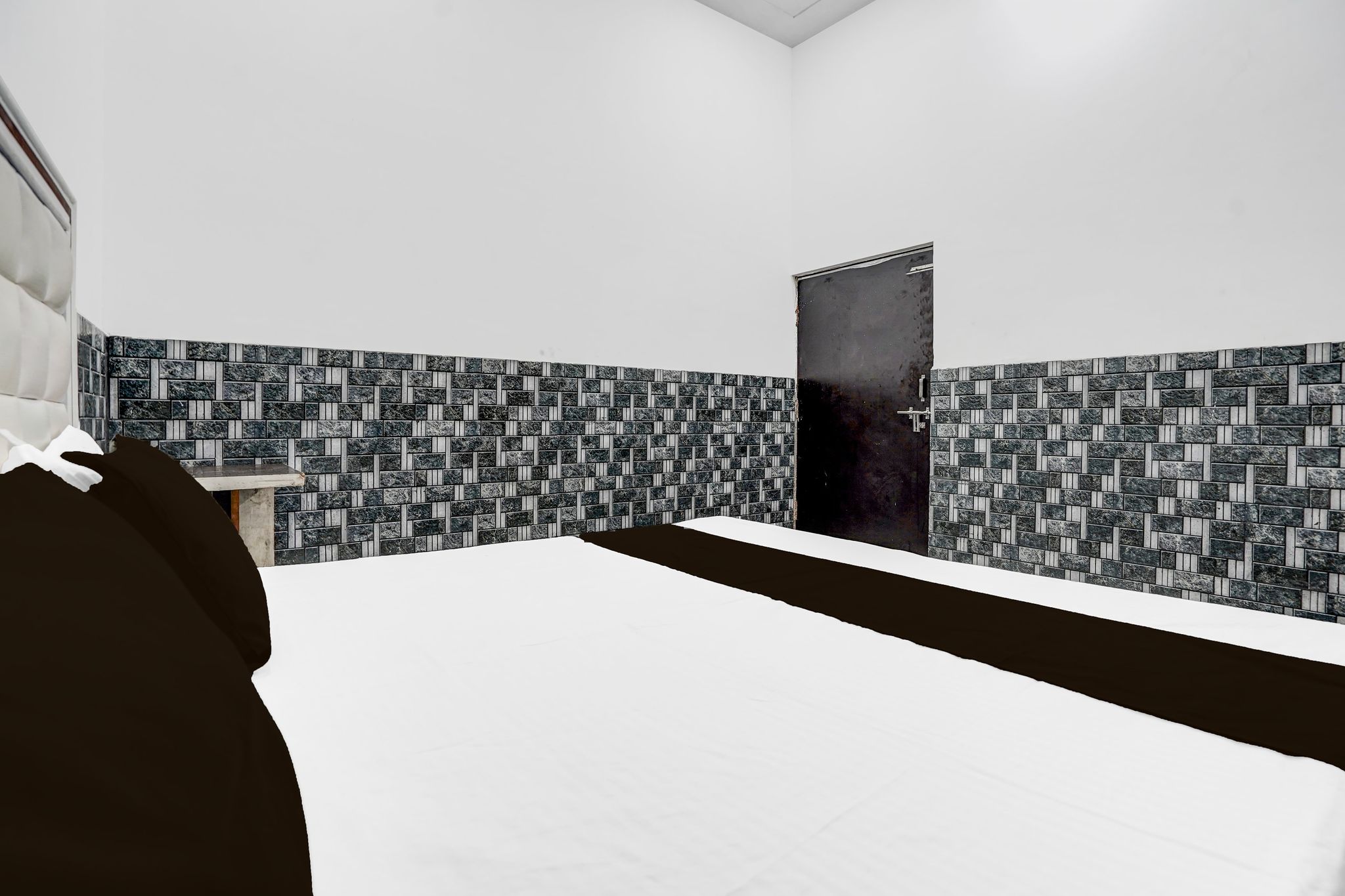 Hotel O by OYO Galaxy Hotel Classic 10