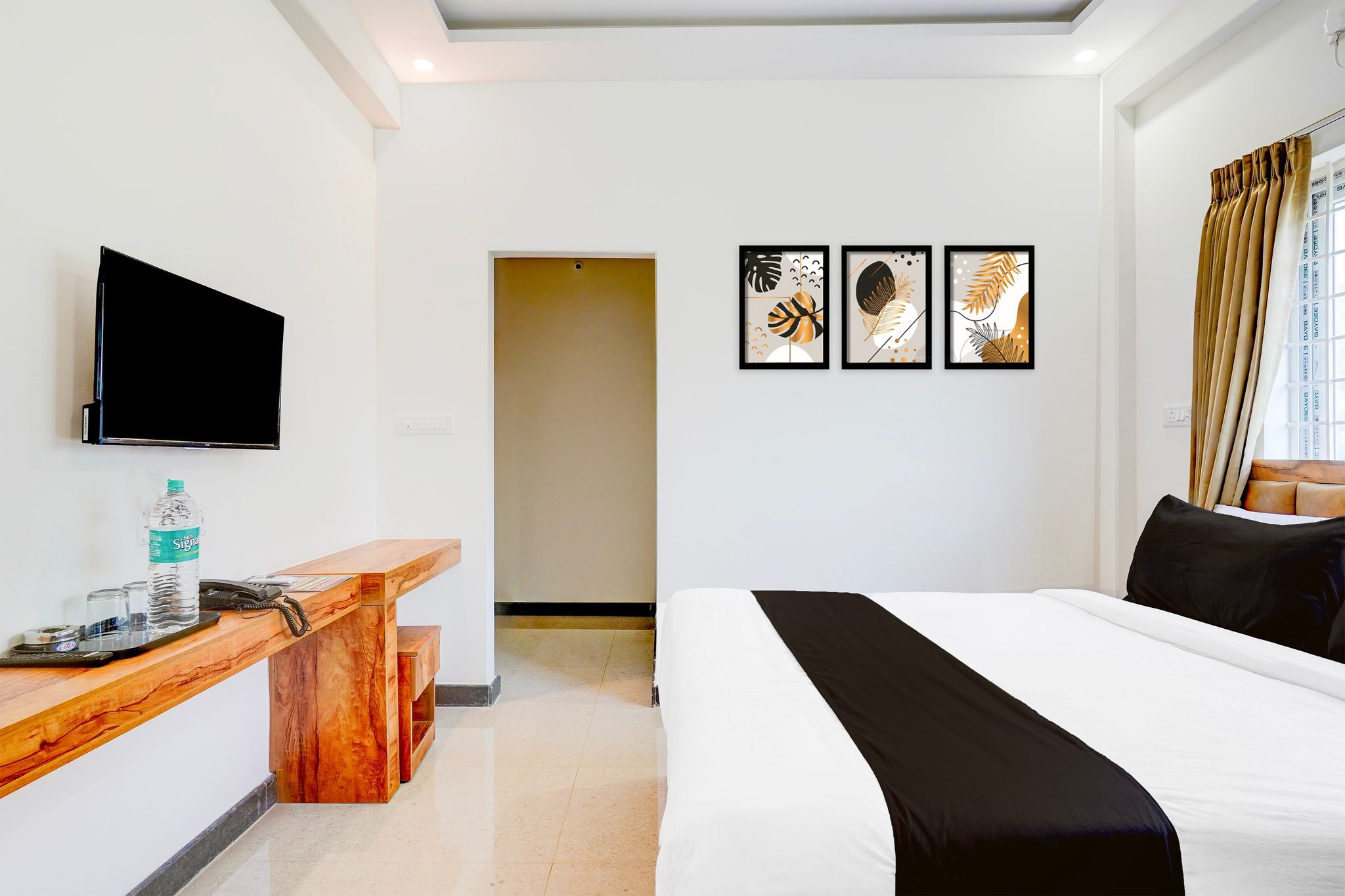 Hotel O TRISHIKA LUXURY ROOMS Classic 12