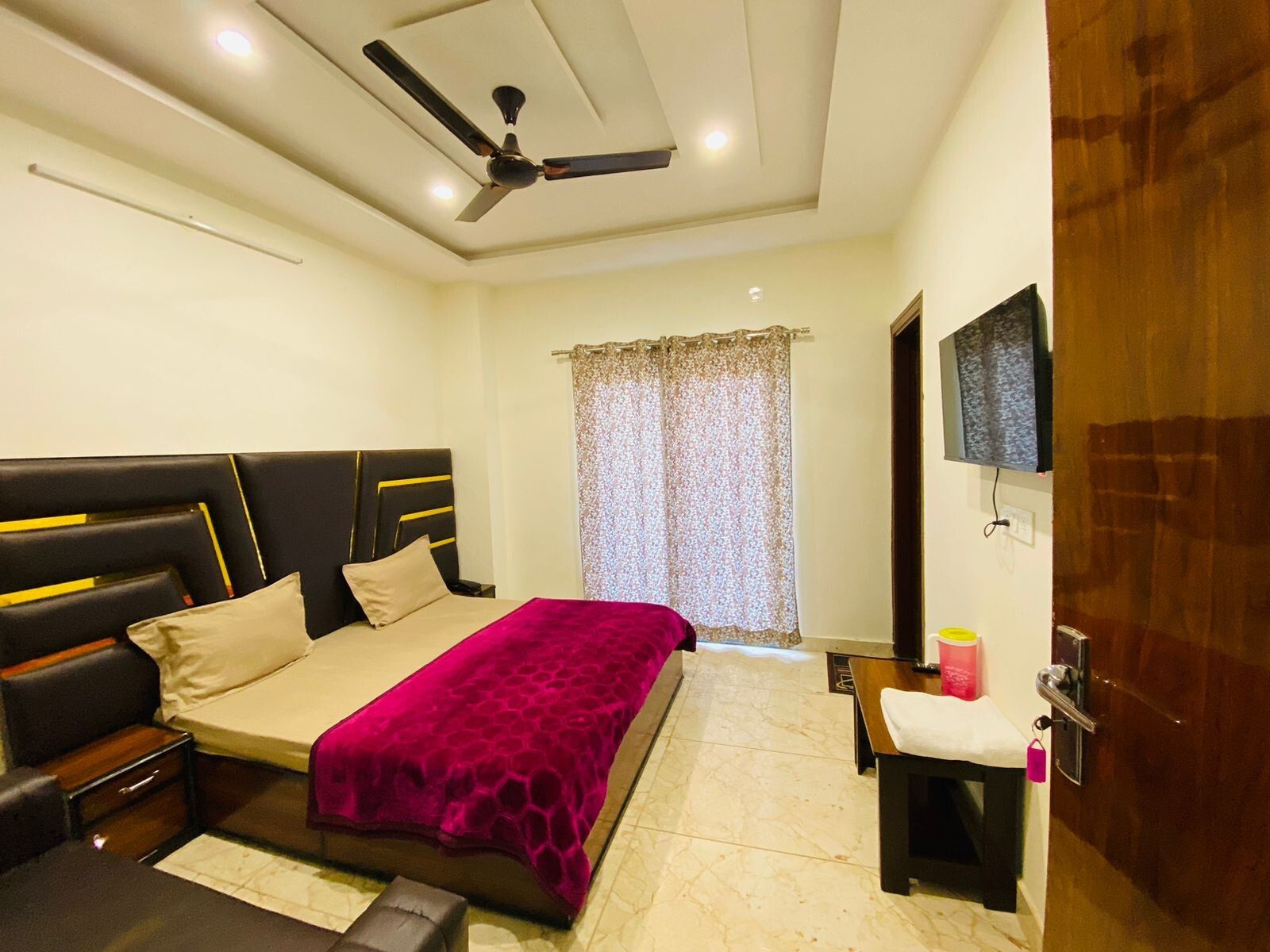 Premier City View Room