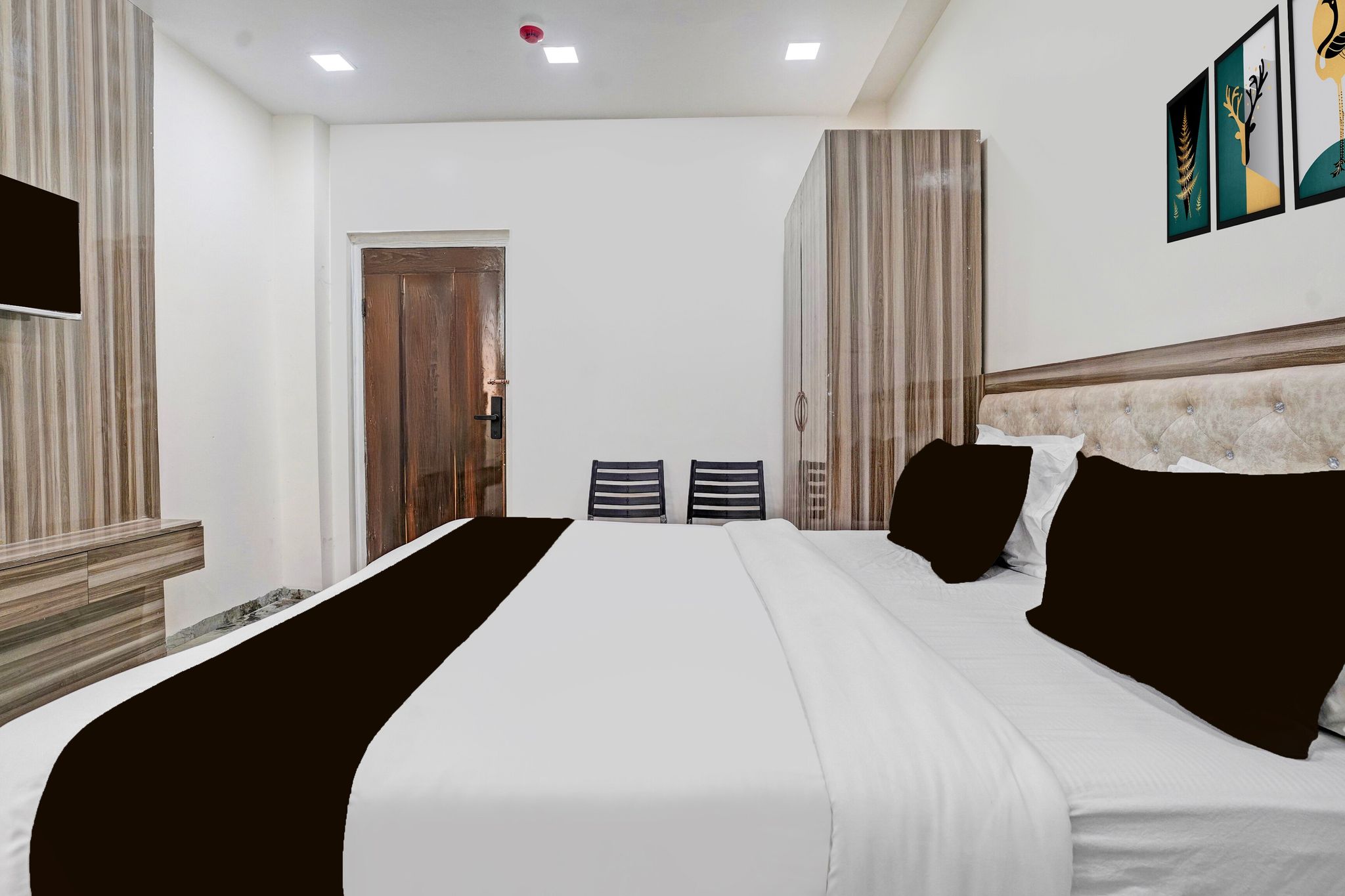 Hotel O Yash Residency Classic 12