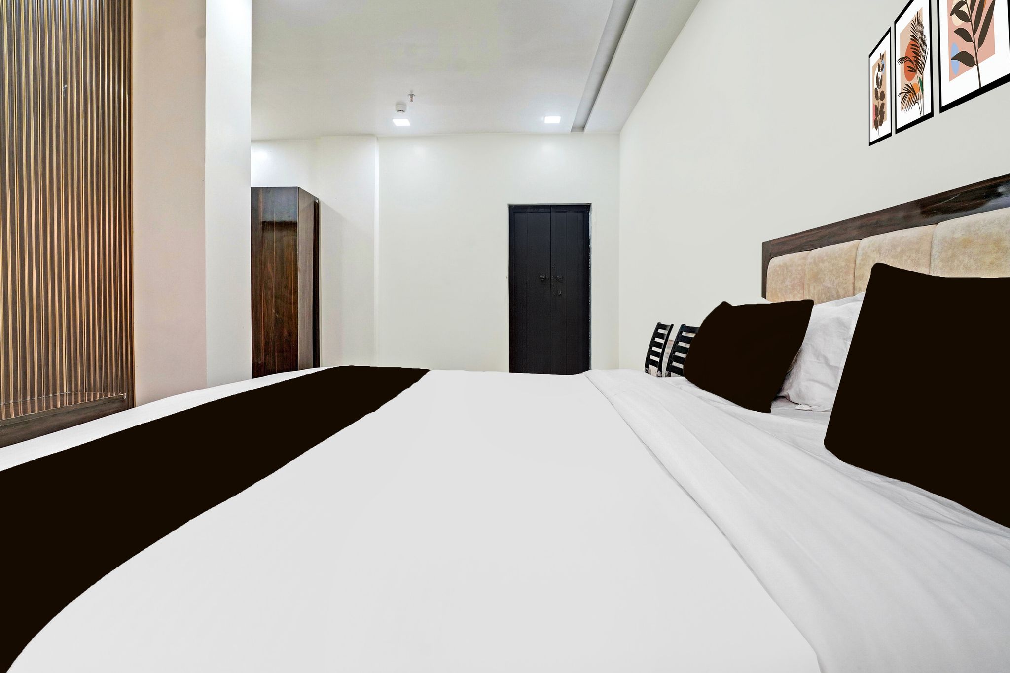 Hotel O Yash Residency Classic 6