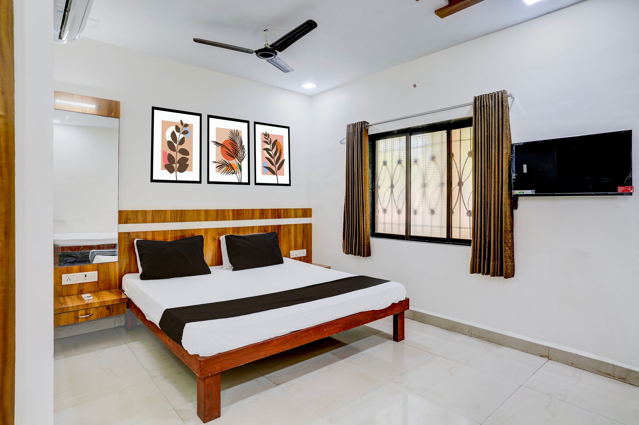 Hotel O Shree Prabhat Classic 2