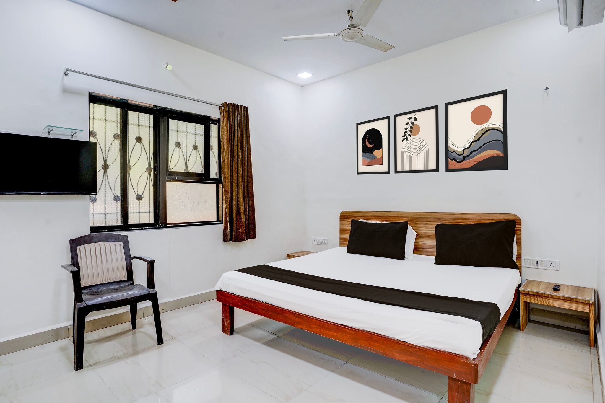 Hotel O Shree Prabhat Classic 13