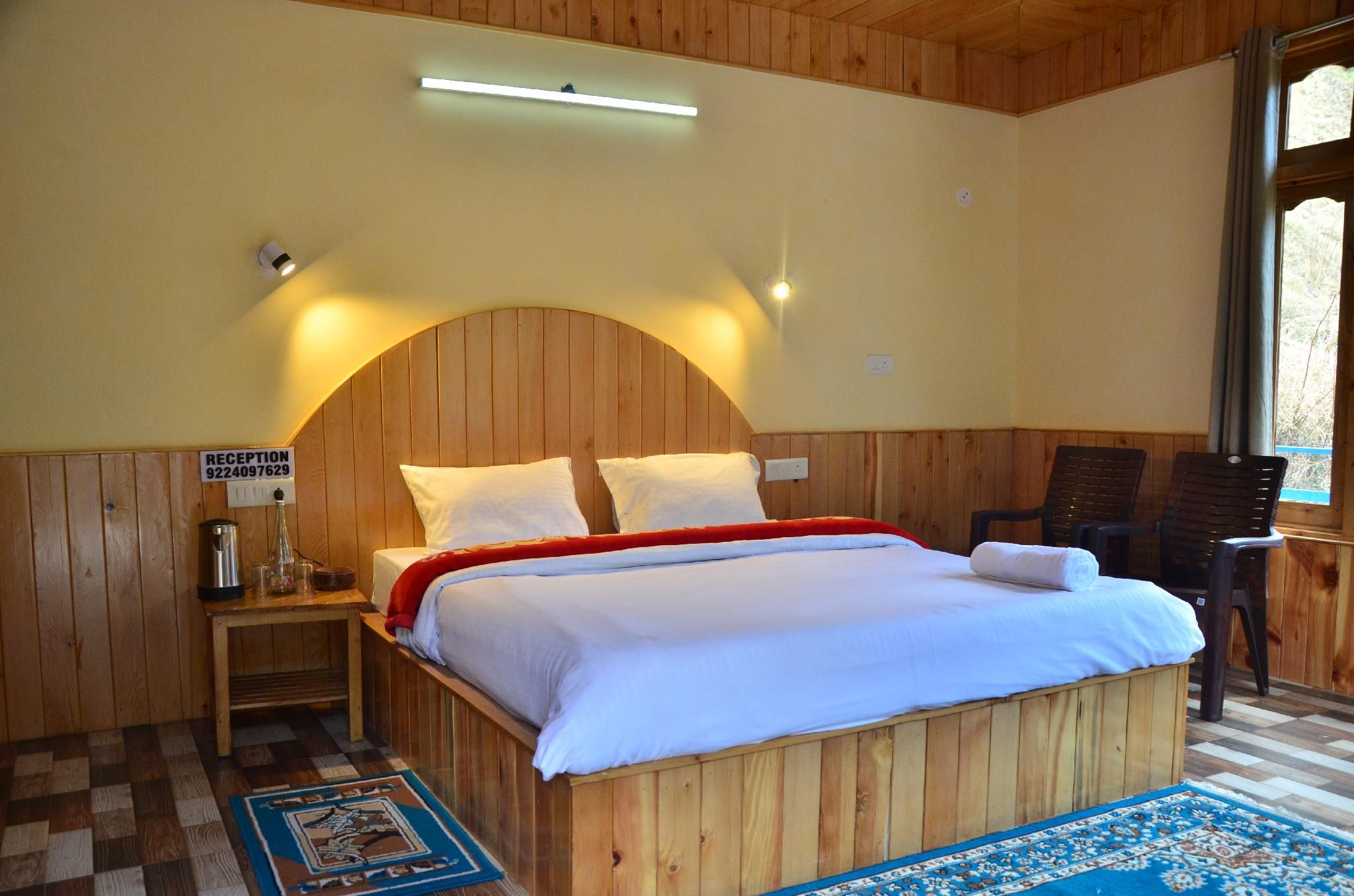 Deluxe Mountain View