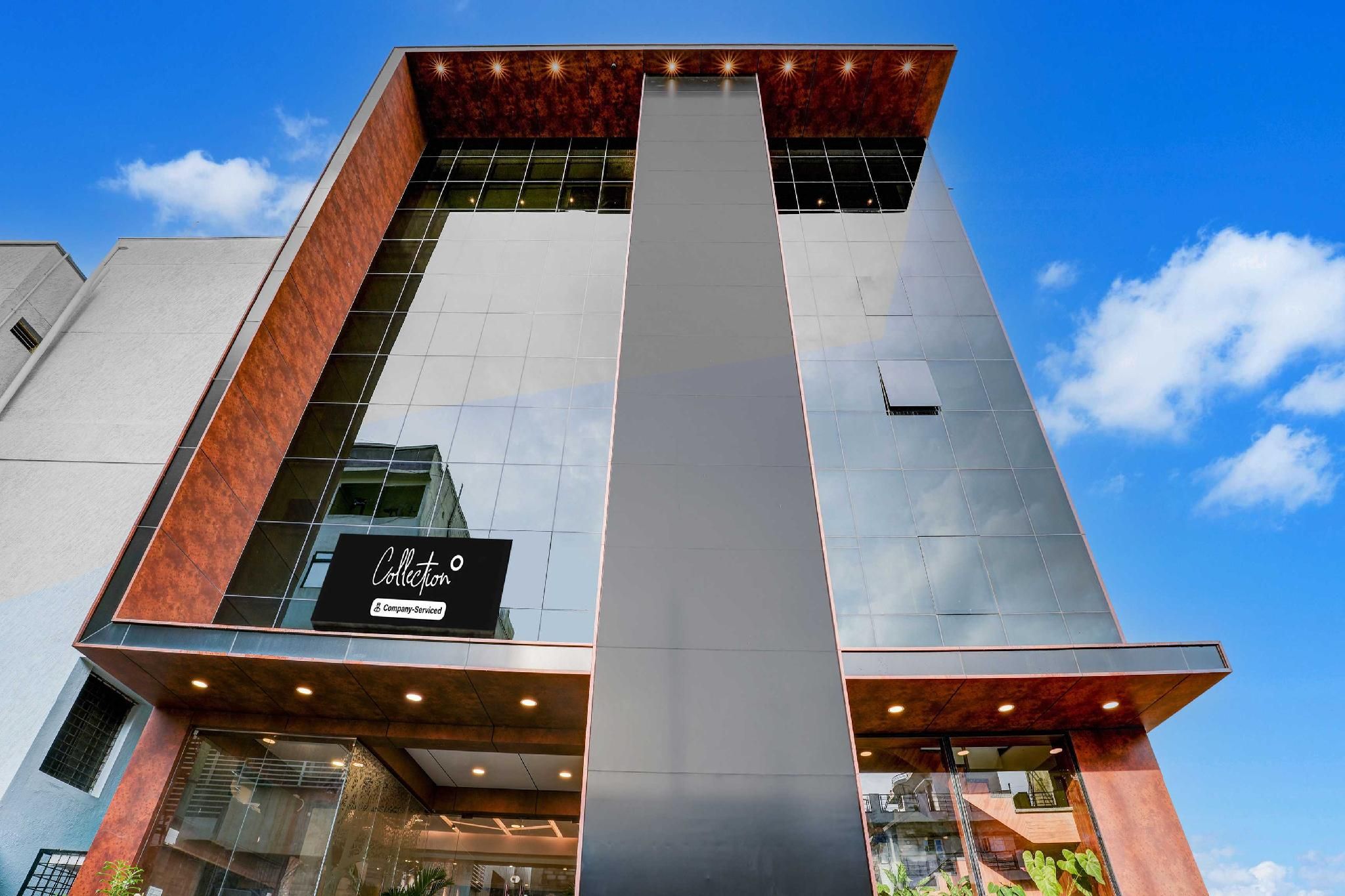 [Day Stay - 12 Hrs Slot: 8 AM to 8 PM] Collection O Bangalore Felicity Mall