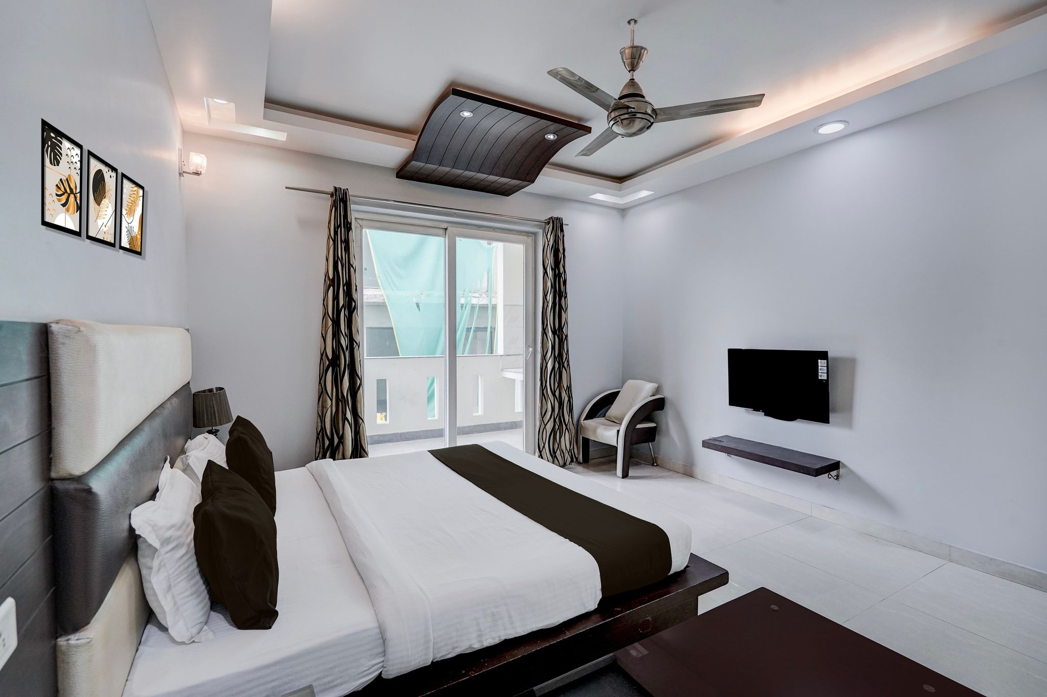 Hotel O Royal Inn Classic 8