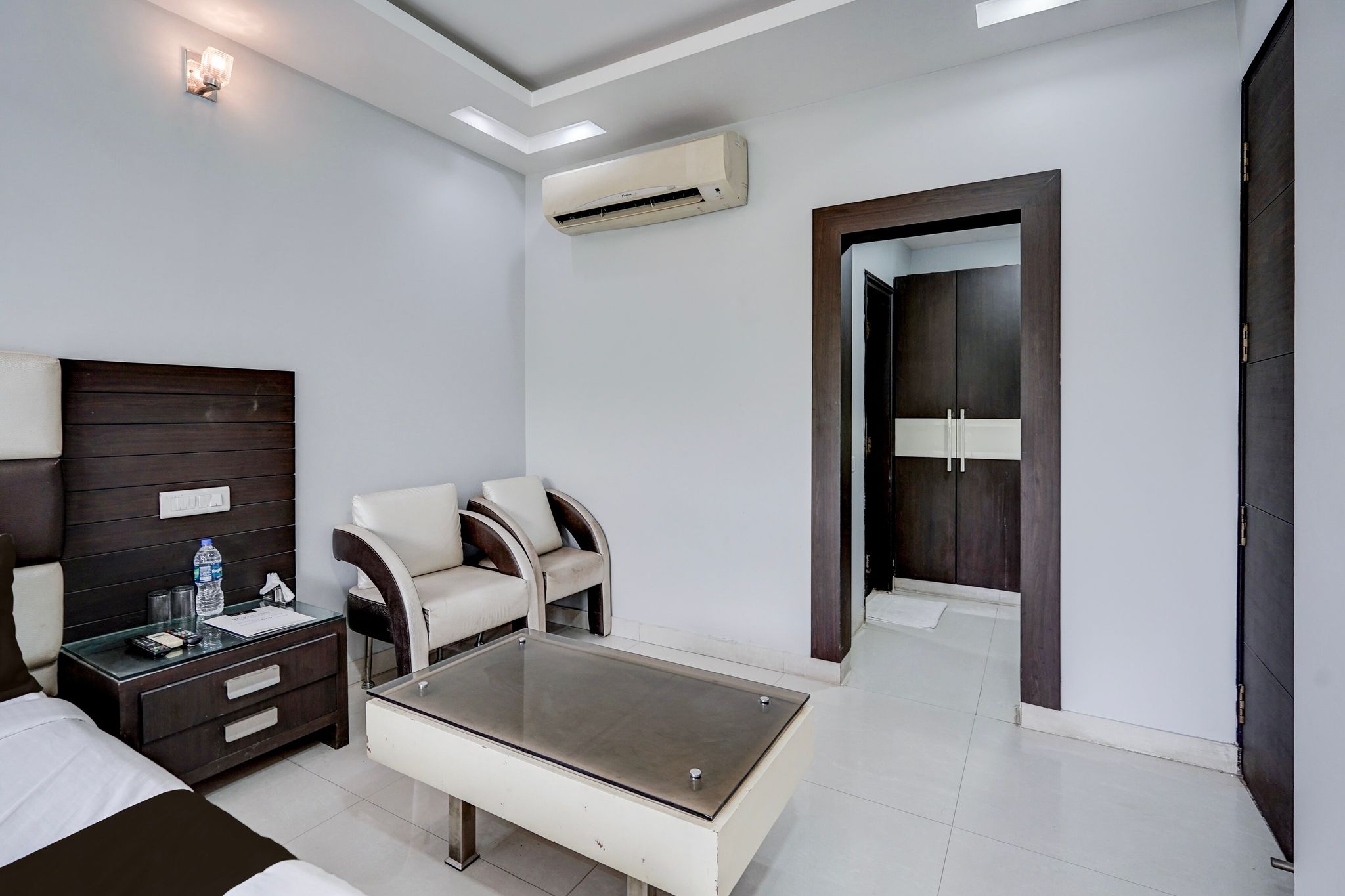 Hotel O Royal Inn Classic 19