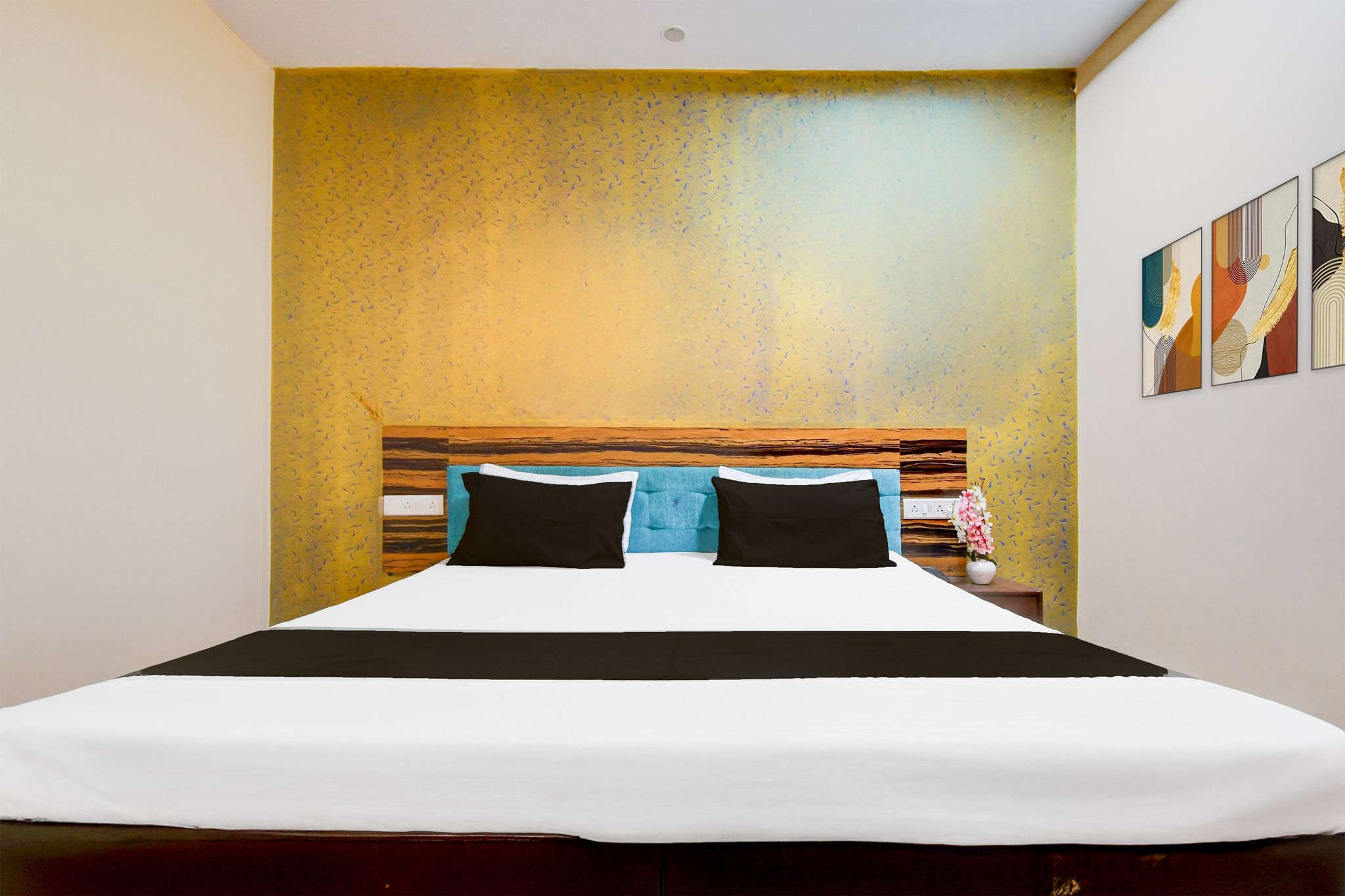 Hotel O by OYO The Grand Patliputra Classic 12