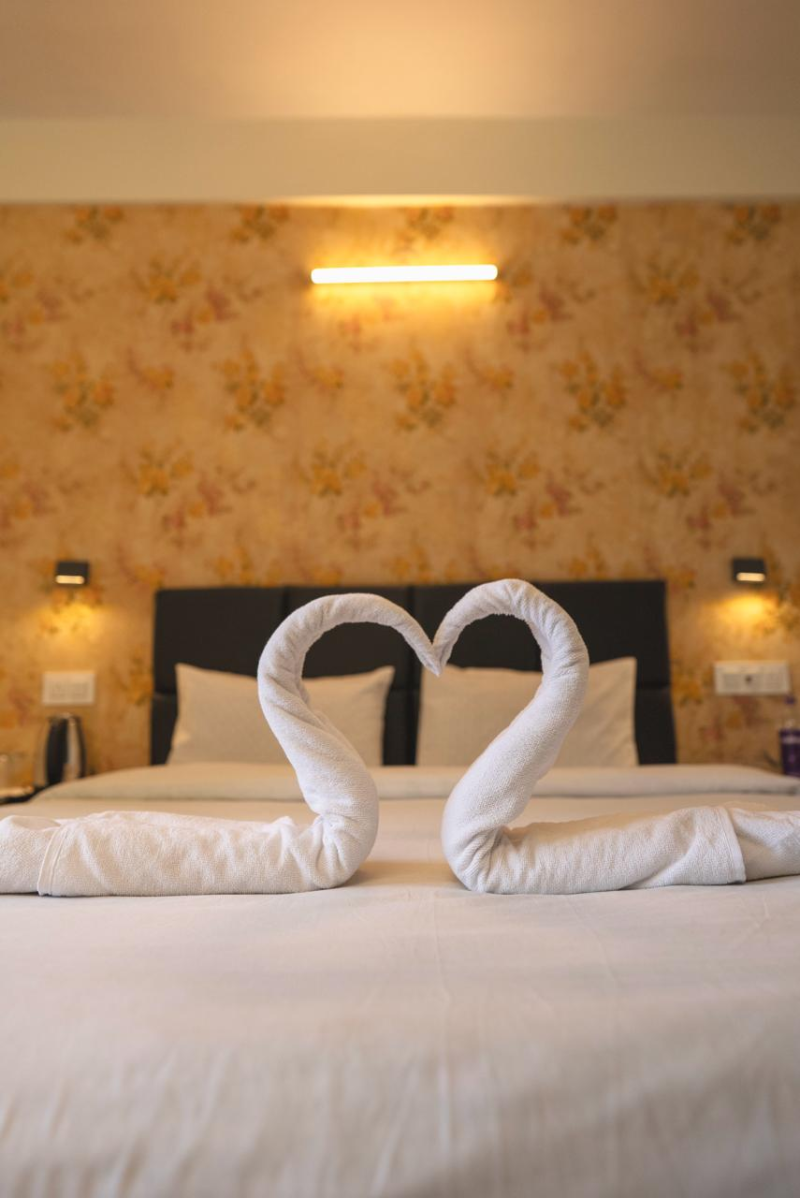 Standard Deluxe (Valley View) - Double Occupancy