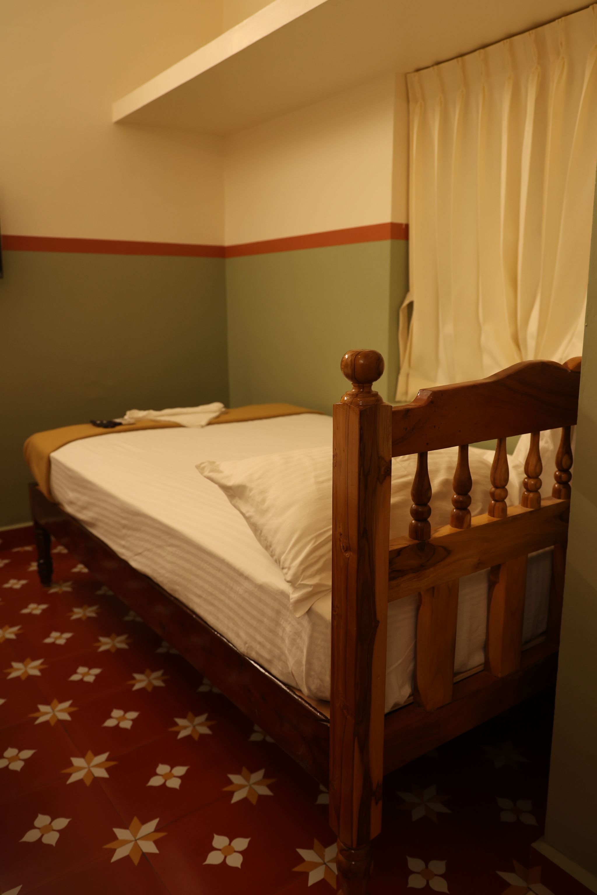 Double Bed or Twin Bed Room